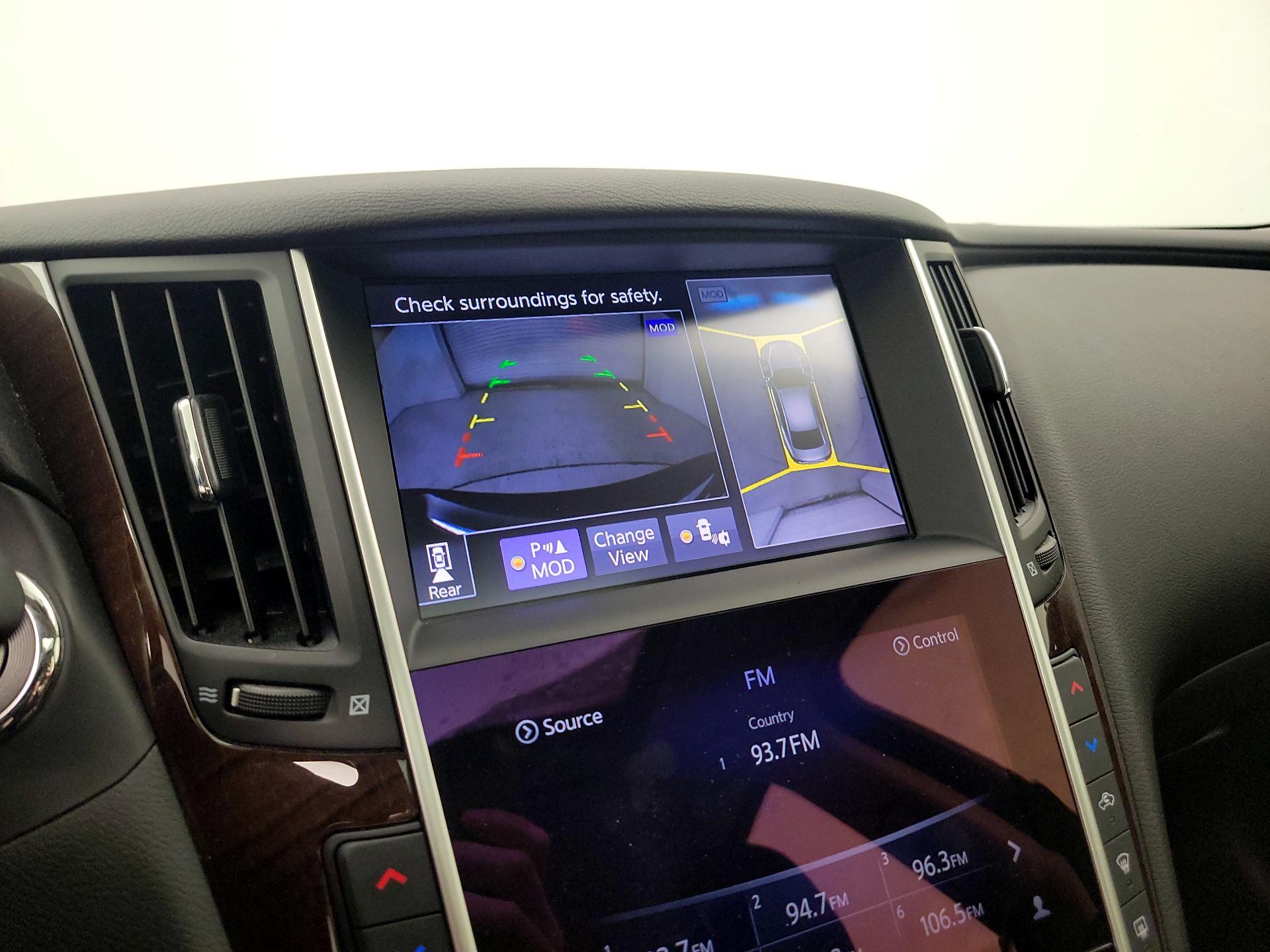 Thumbnail: 2016 INFINITI Q50 - 15