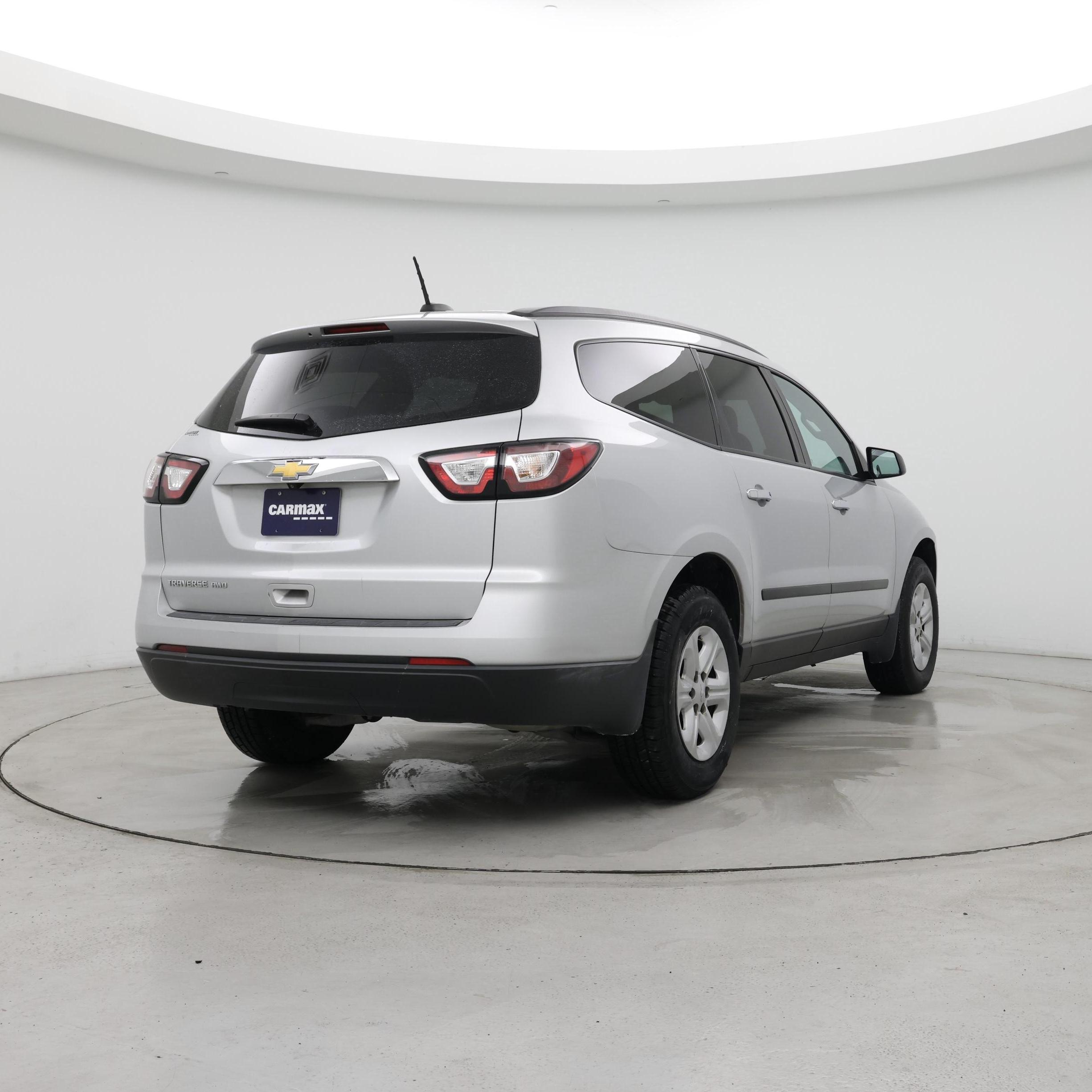 Thumbnail: 2017 Chevrolet Traverse - 8