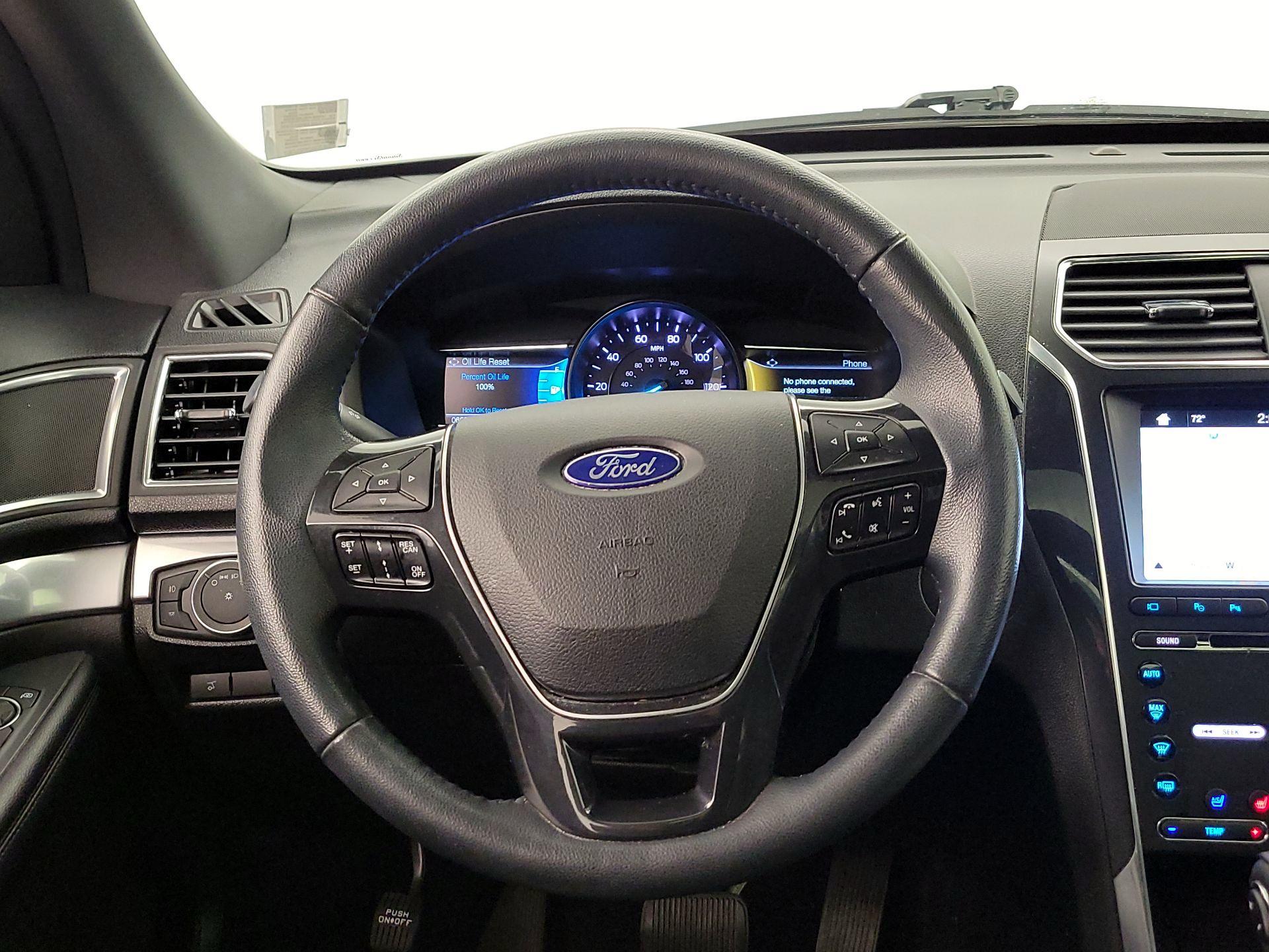 Thumbnail: 2018 Ford Explorer - 10