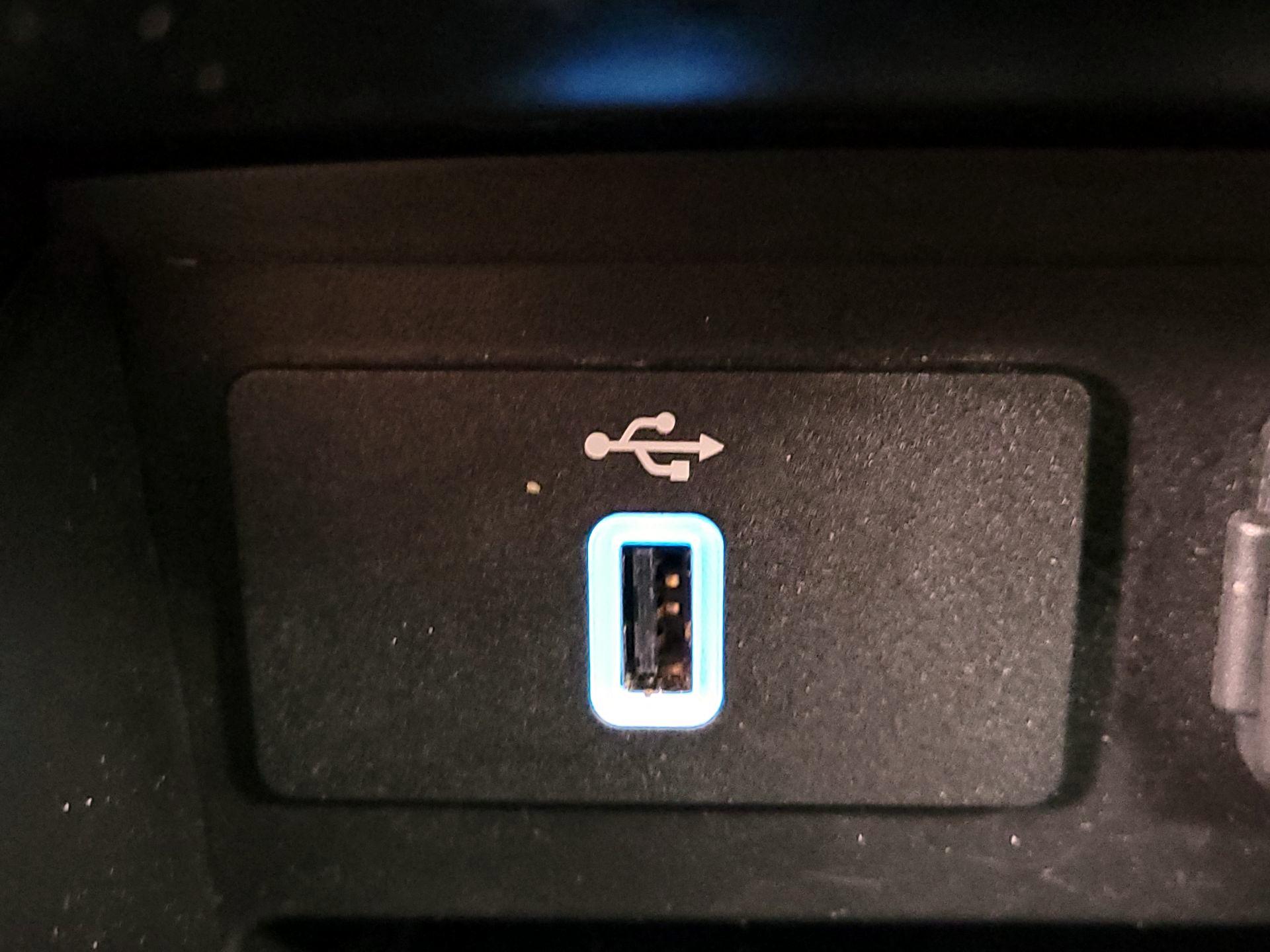 Thumbnail: 2018 Ford Explorer - 19