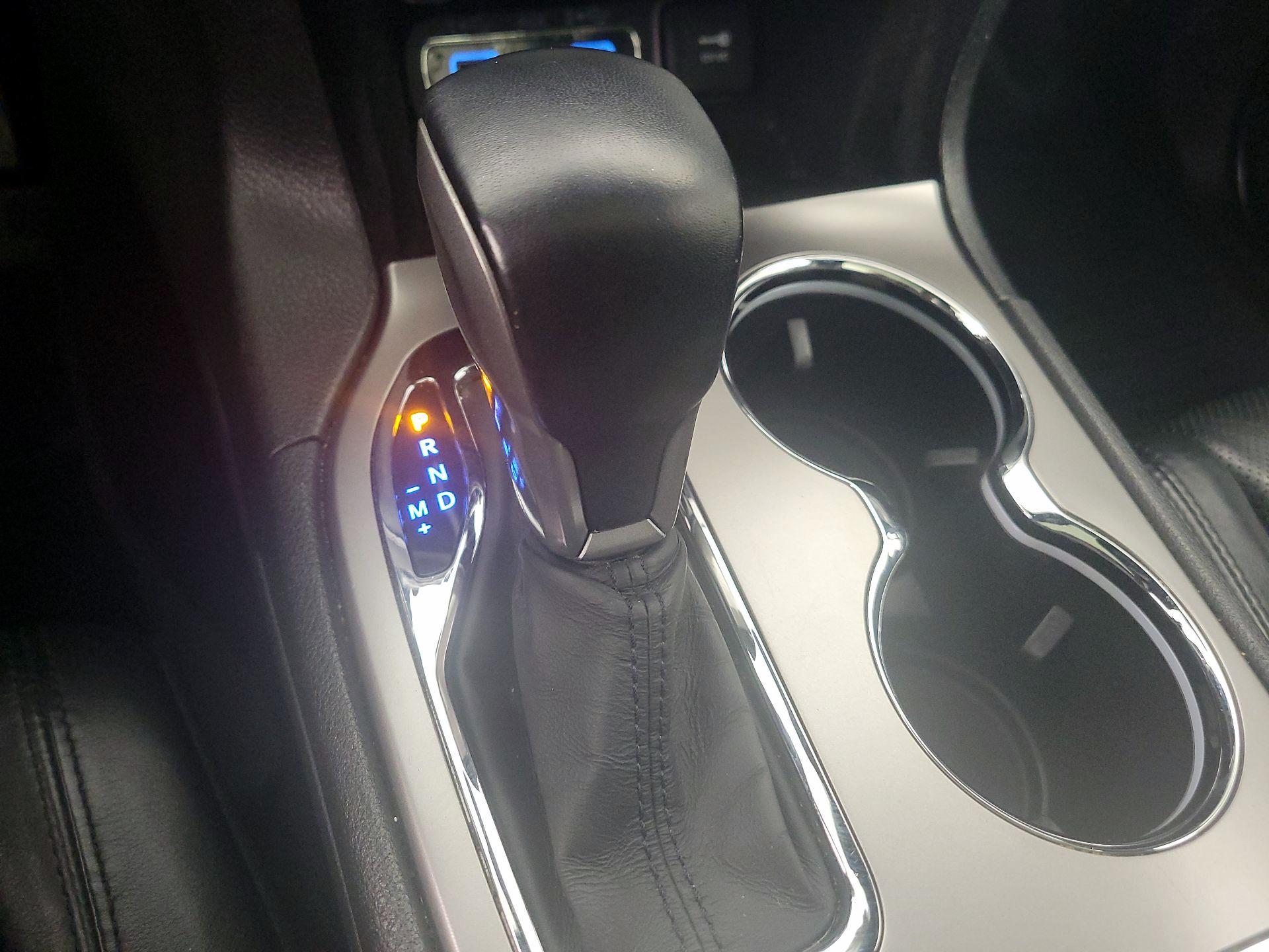 Thumbnail: 2019 Jeep Grand Cherokee - 18