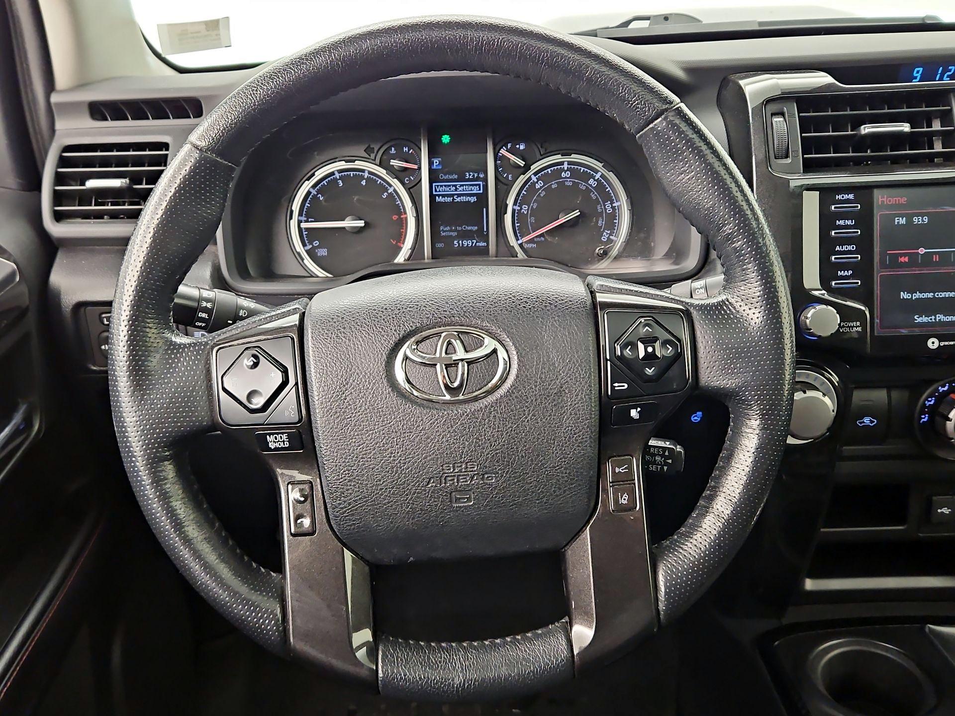 Thumbnail: 2023 Toyota 4Runner - 10