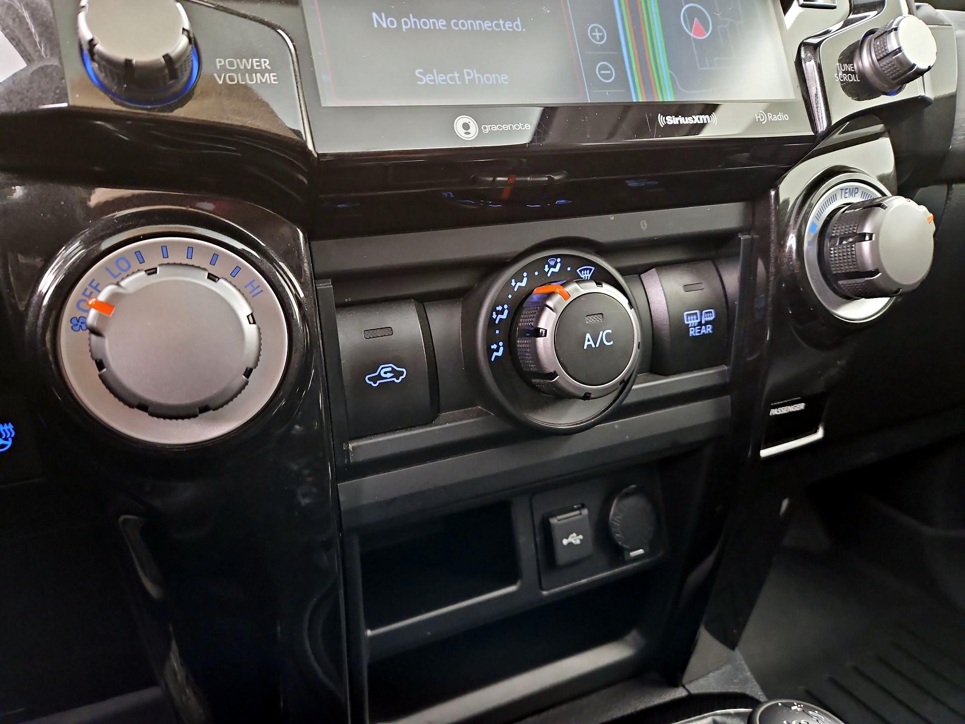 Thumbnail: 2023 Toyota 4Runner - 17