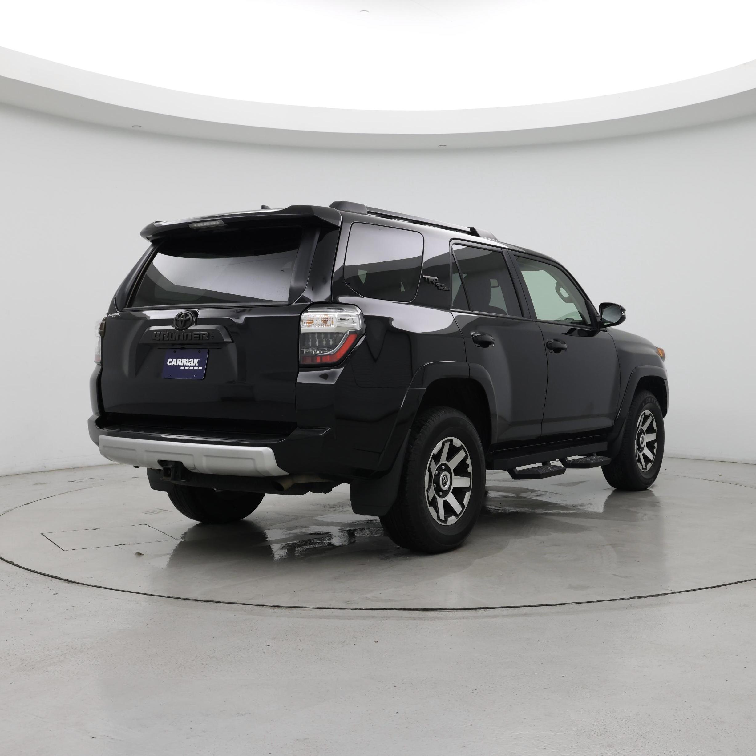 Thumbnail: 2023 Toyota 4Runner - 8