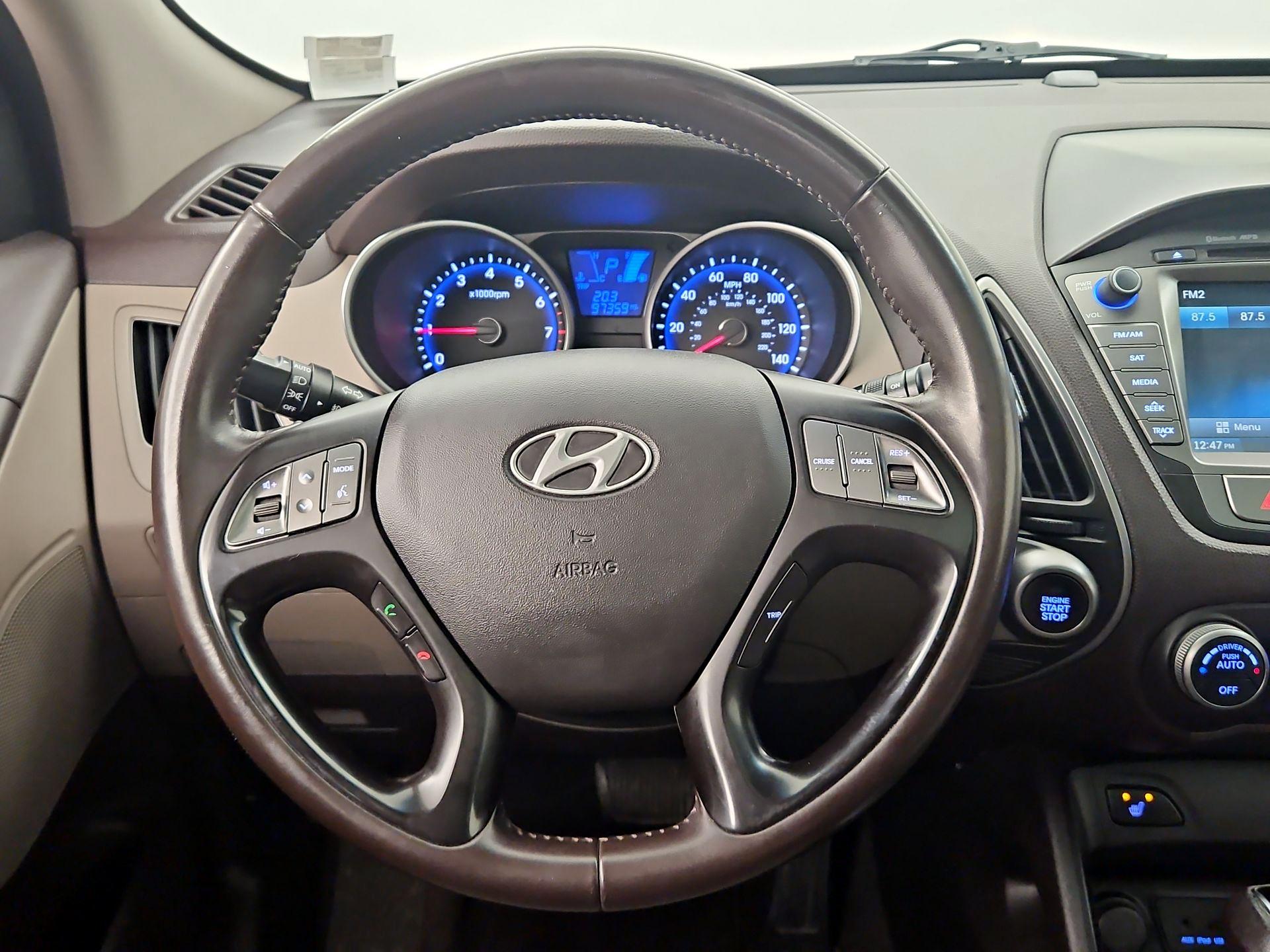 Thumbnail: 2014 Hyundai Tucson - 10