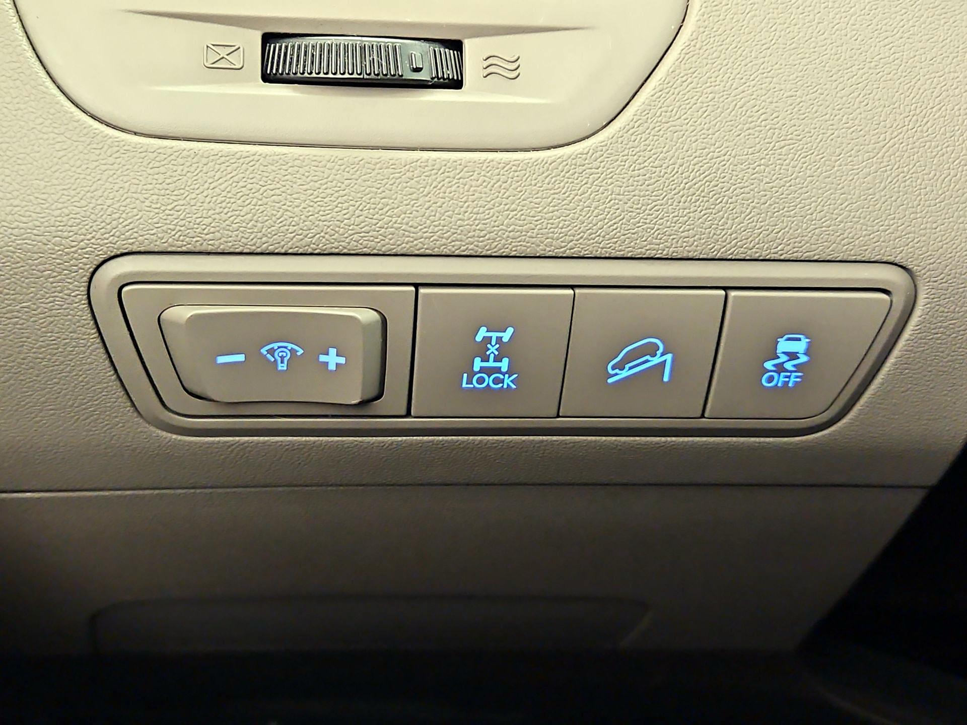 Thumbnail: 2014 Hyundai Tucson - 13