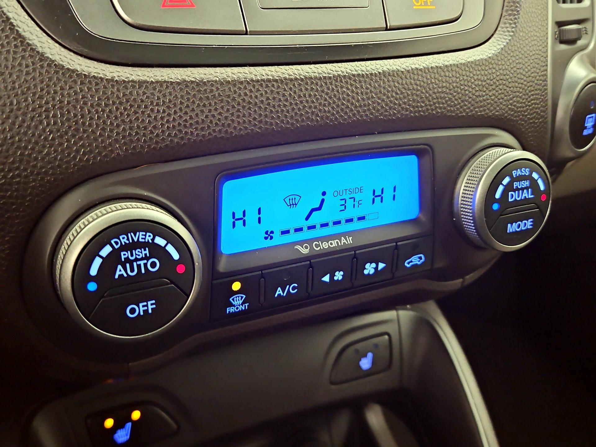 Thumbnail: 2014 Hyundai Tucson - 17