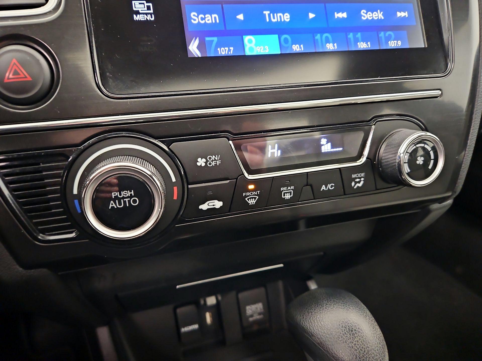 Thumbnail: 2015 Honda Civic - 16