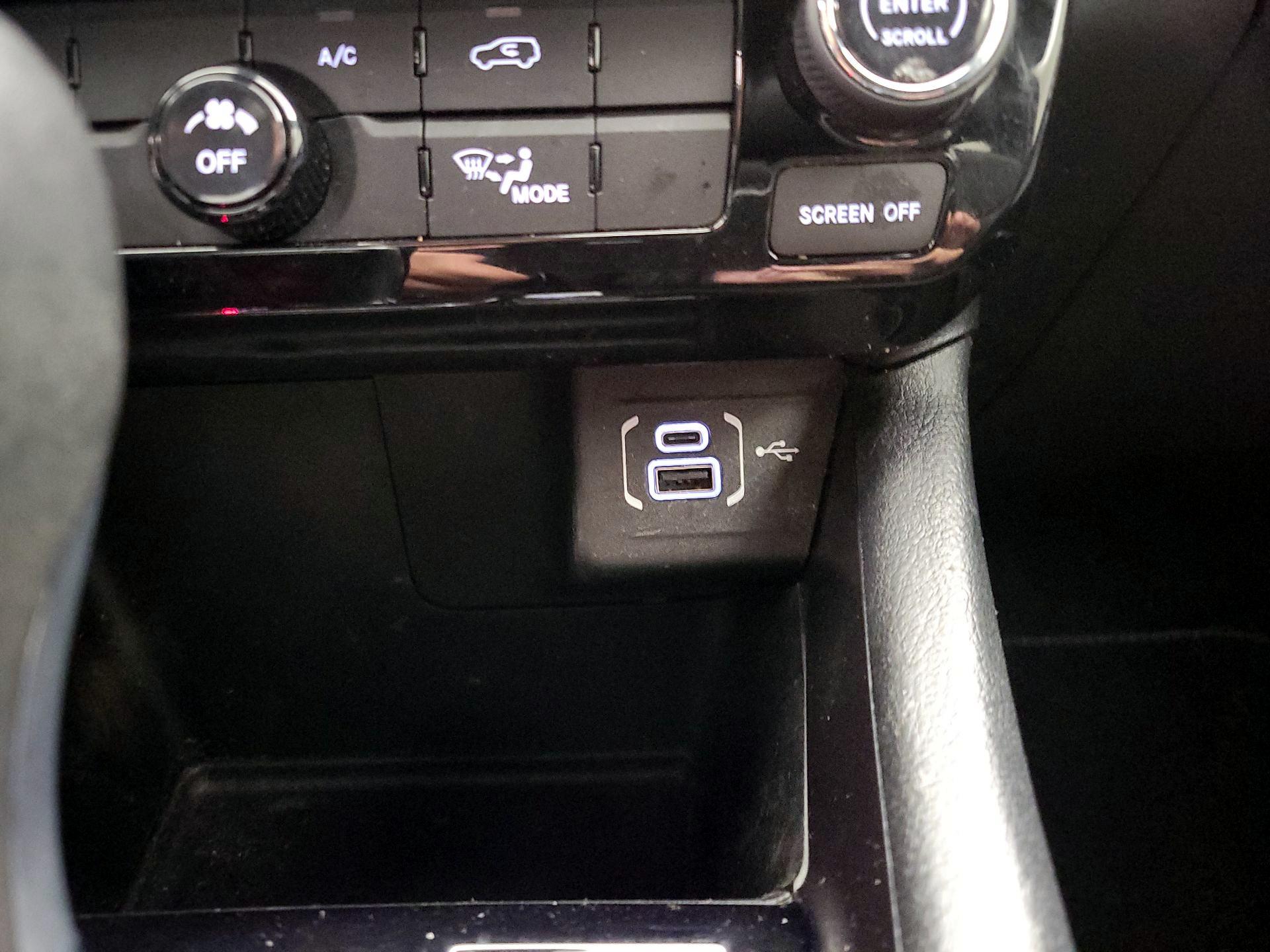 Thumbnail: 2024 Jeep Compass - 18