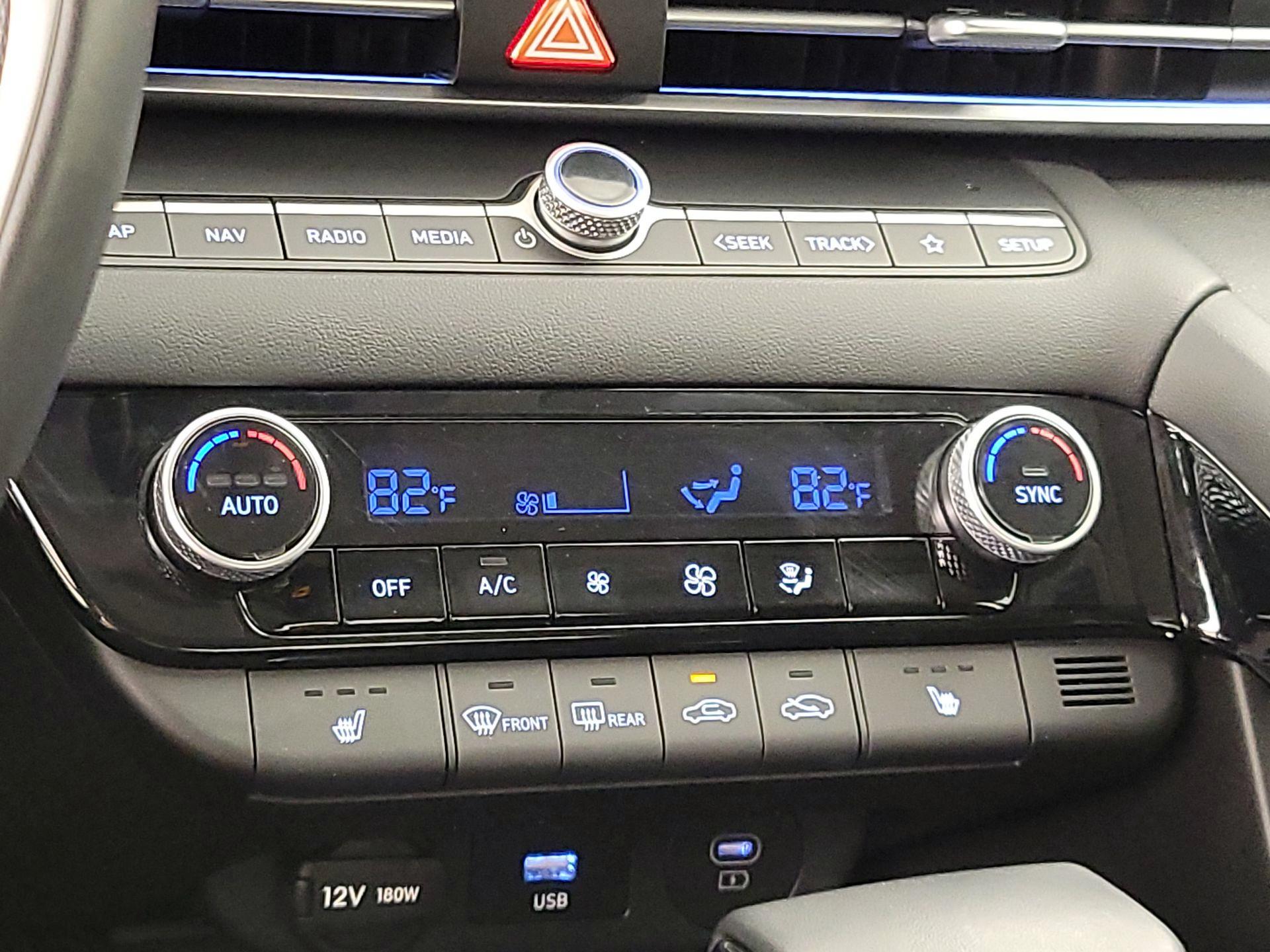 Thumbnail: 2025 Hyundai Elantra - 17