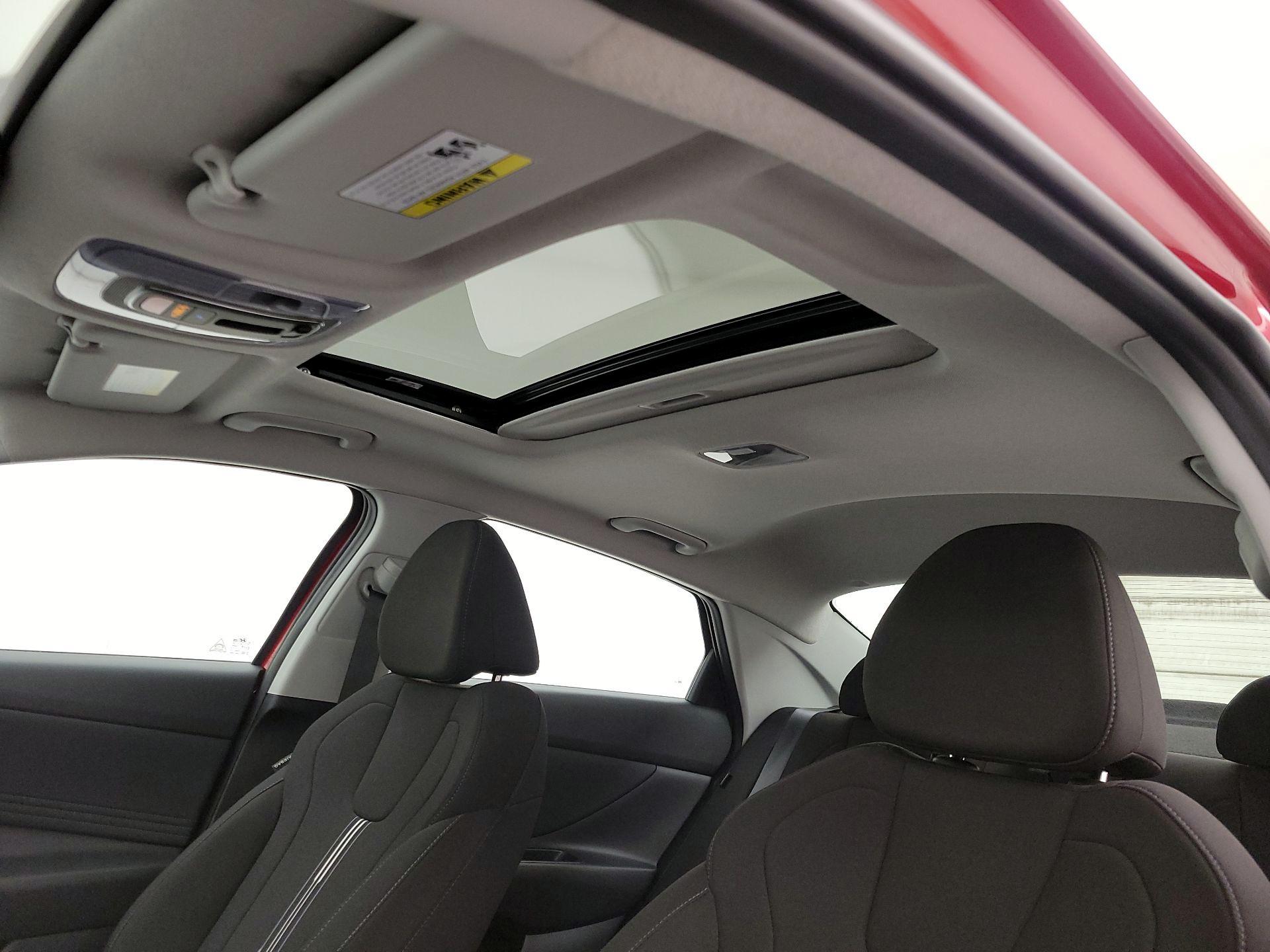 Thumbnail: 2025 Hyundai Elantra - 20