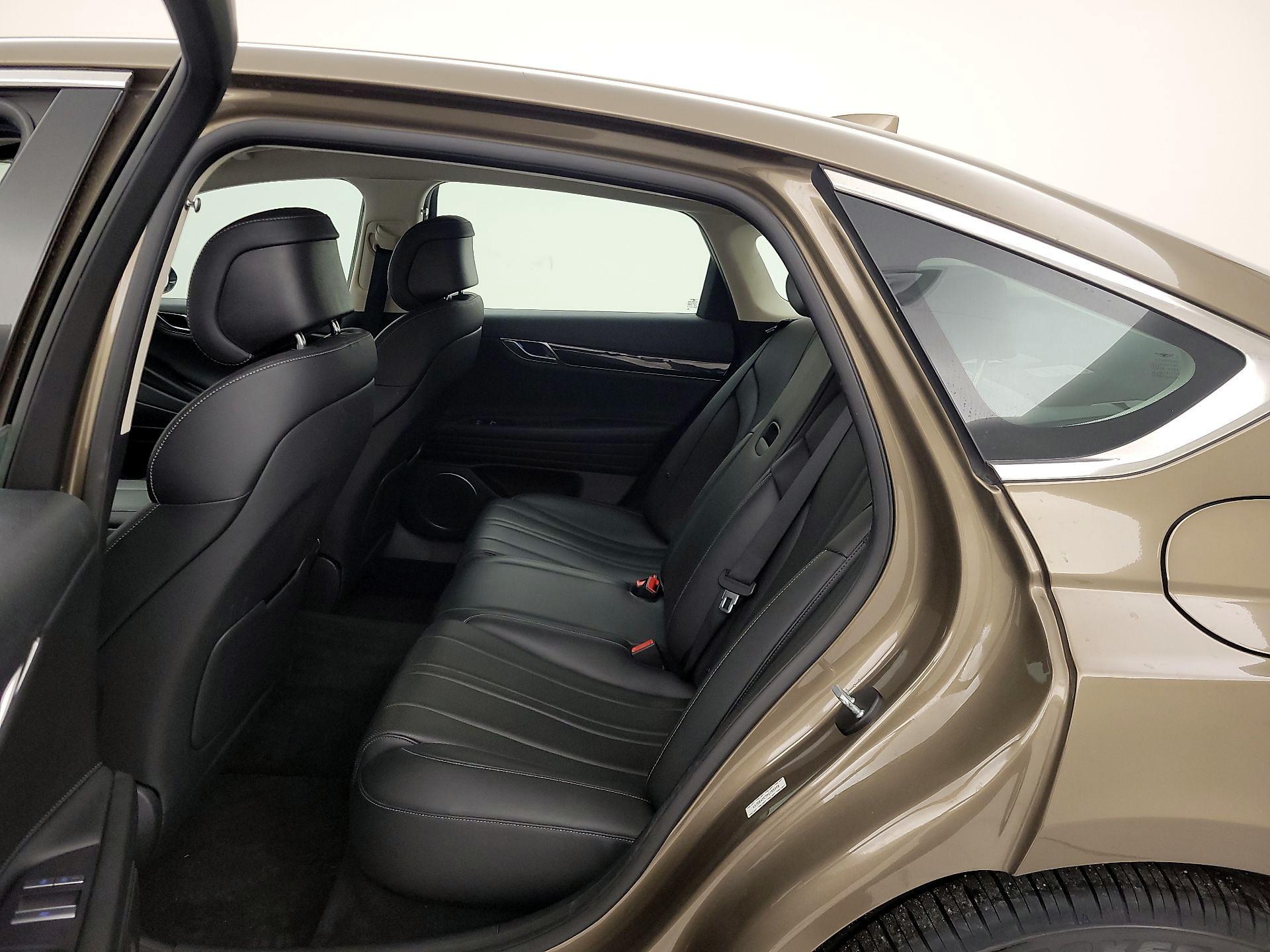 Thumbnail: 2023 Genesis G80 - 20