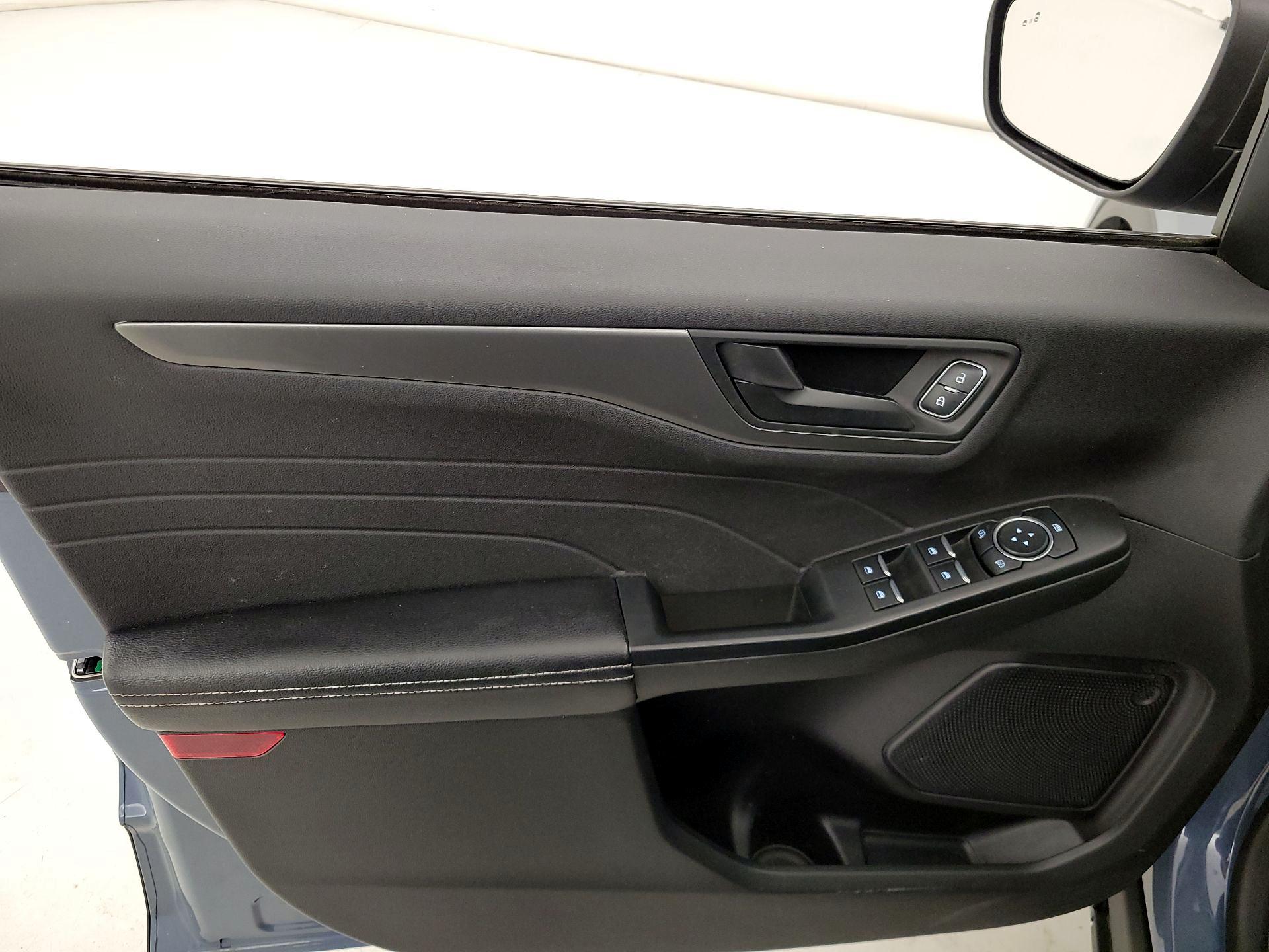 Thumbnail: 2023 Ford Escape - 12