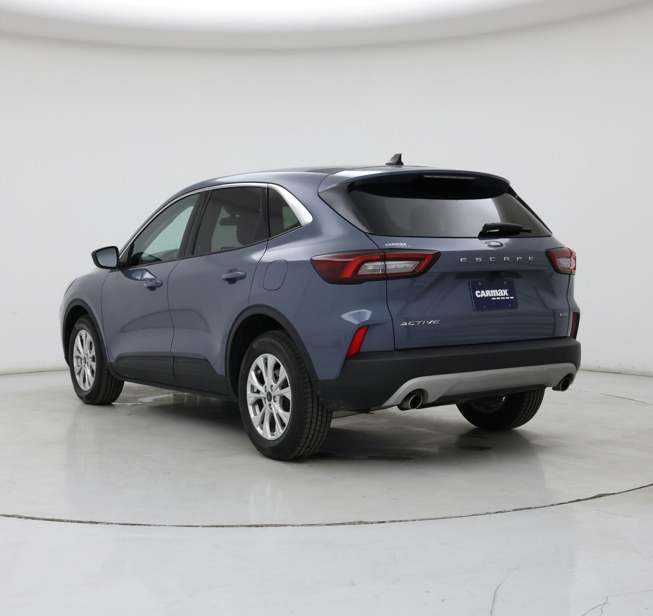 Thumbnail: 2023 Ford Escape - 2