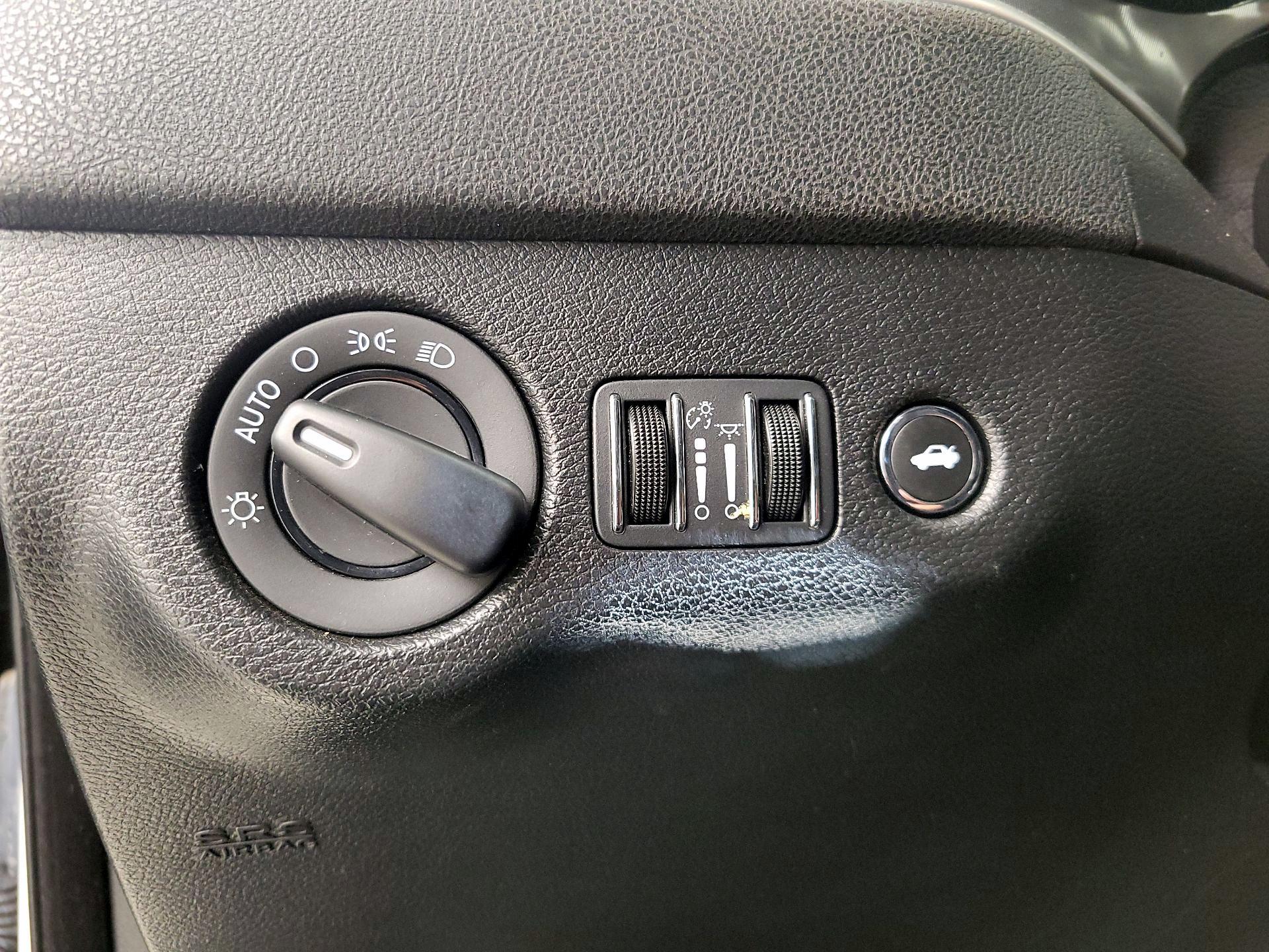 Thumbnail: 2022 Dodge Charger - 13