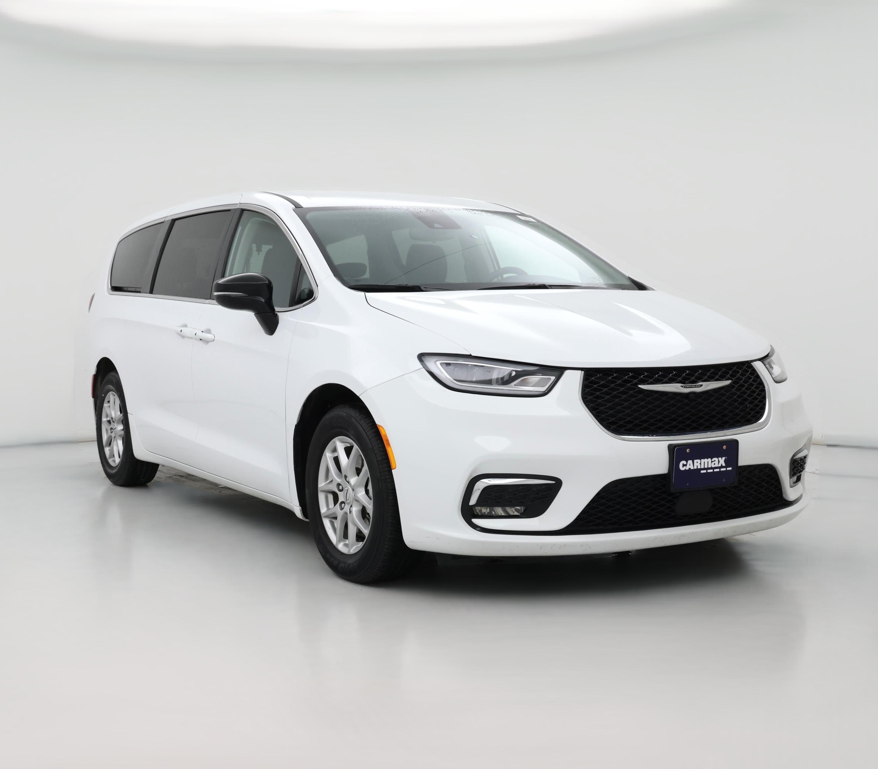 Thumbnail: 2024 Chrysler Pacifica - 1