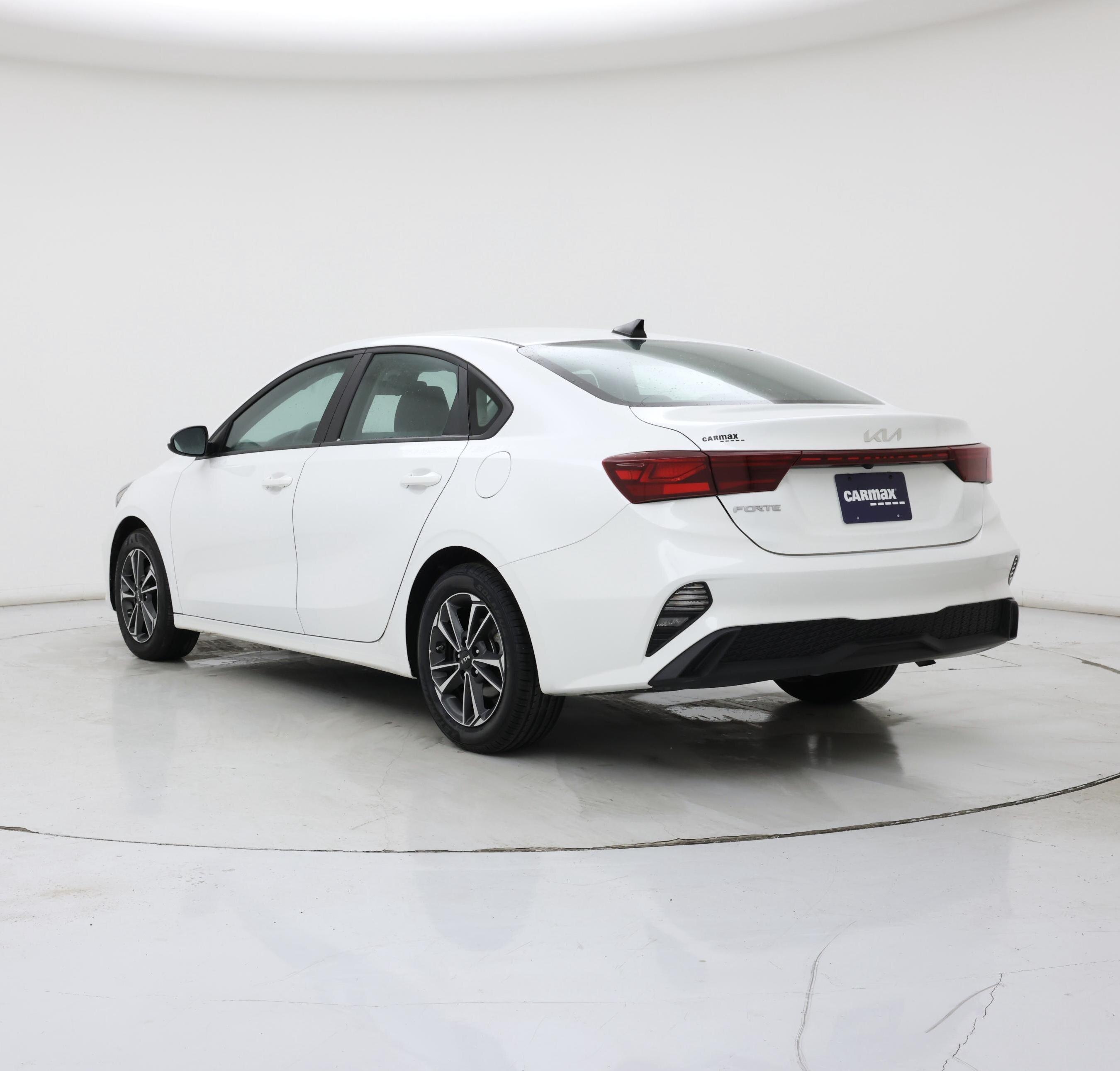 Thumbnail: 2024 Kia Forte - 2