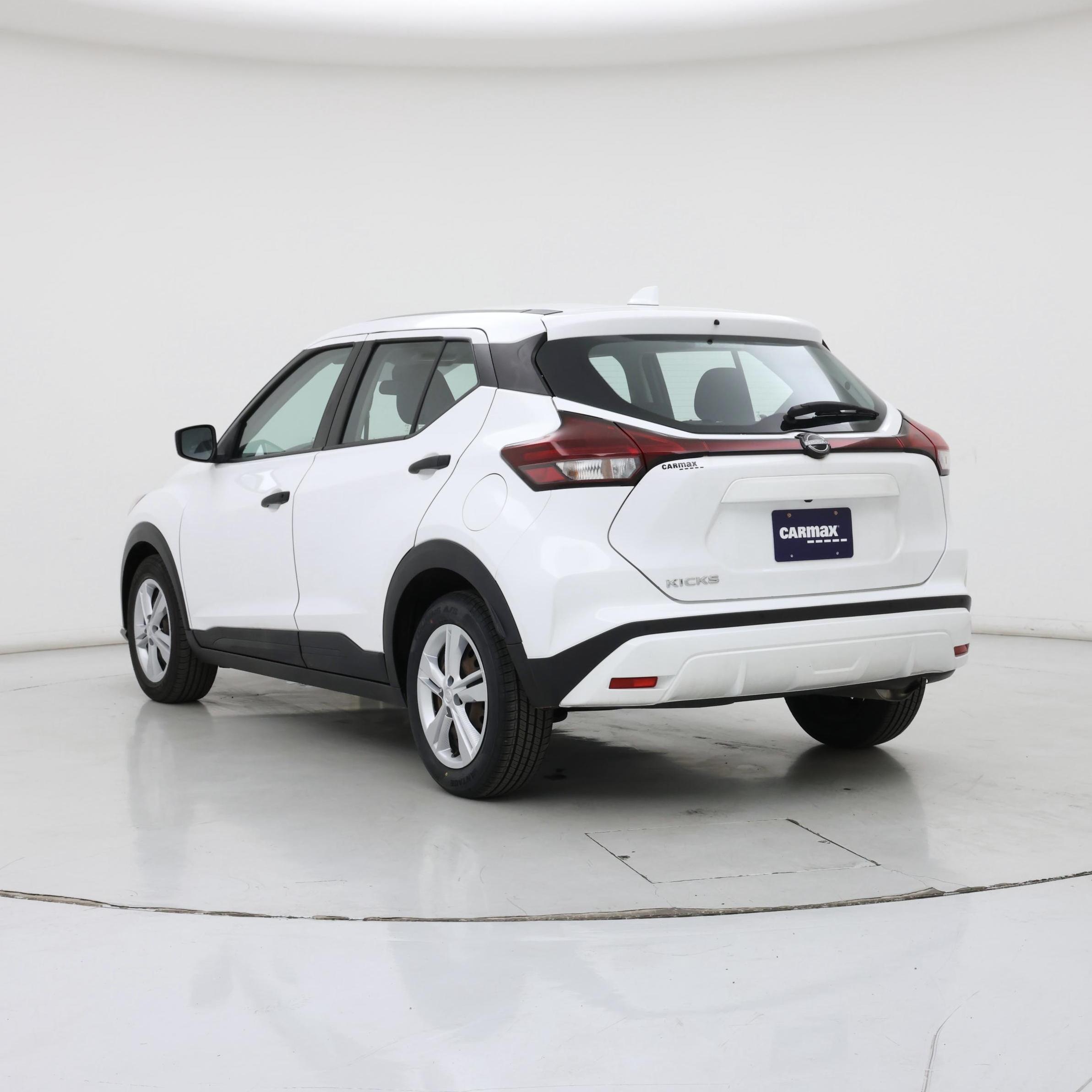 Thumbnail: 2022 Nissan Kicks - 2