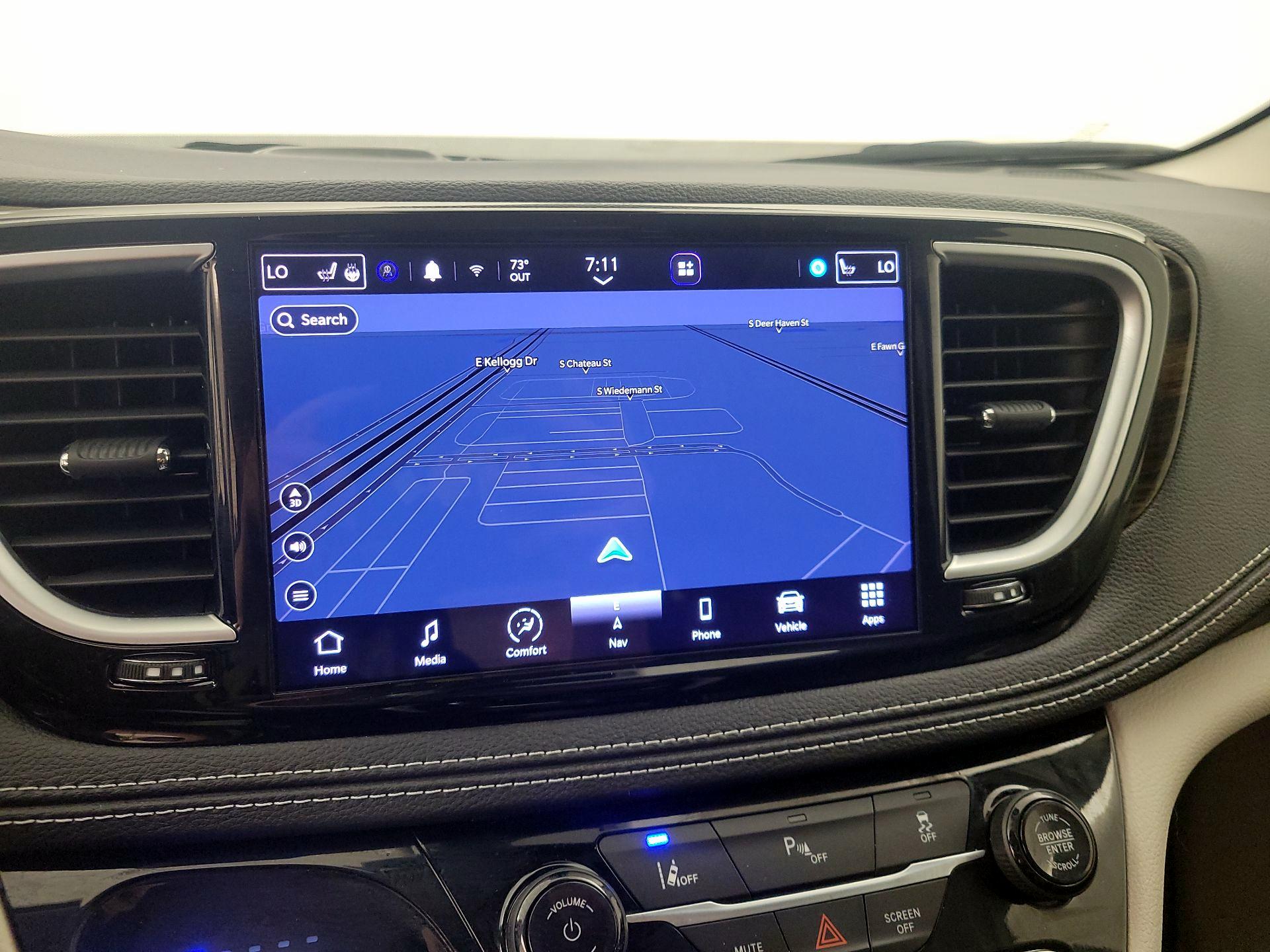 Thumbnail: 2023 Chrysler Pacifica - 14