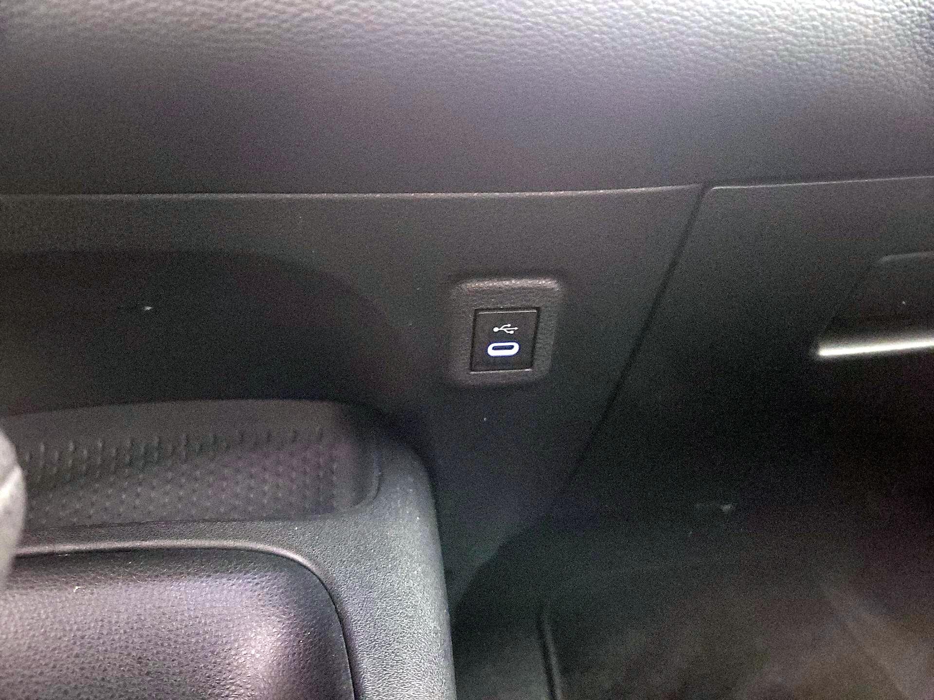 Thumbnail: 2024 Toyota Corolla - 18