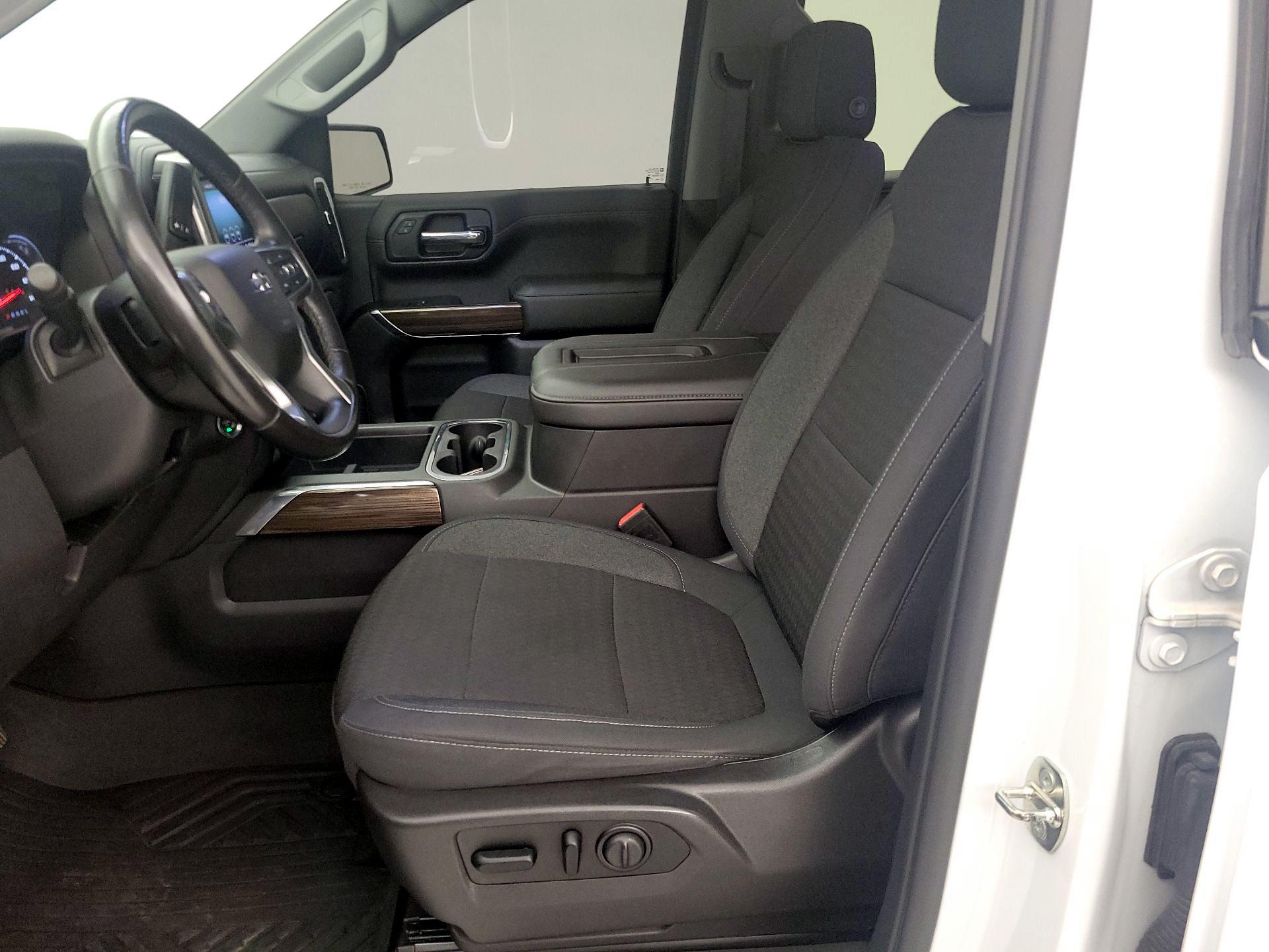 Thumbnail: 2020 Chevrolet Silverado 1500 - 11