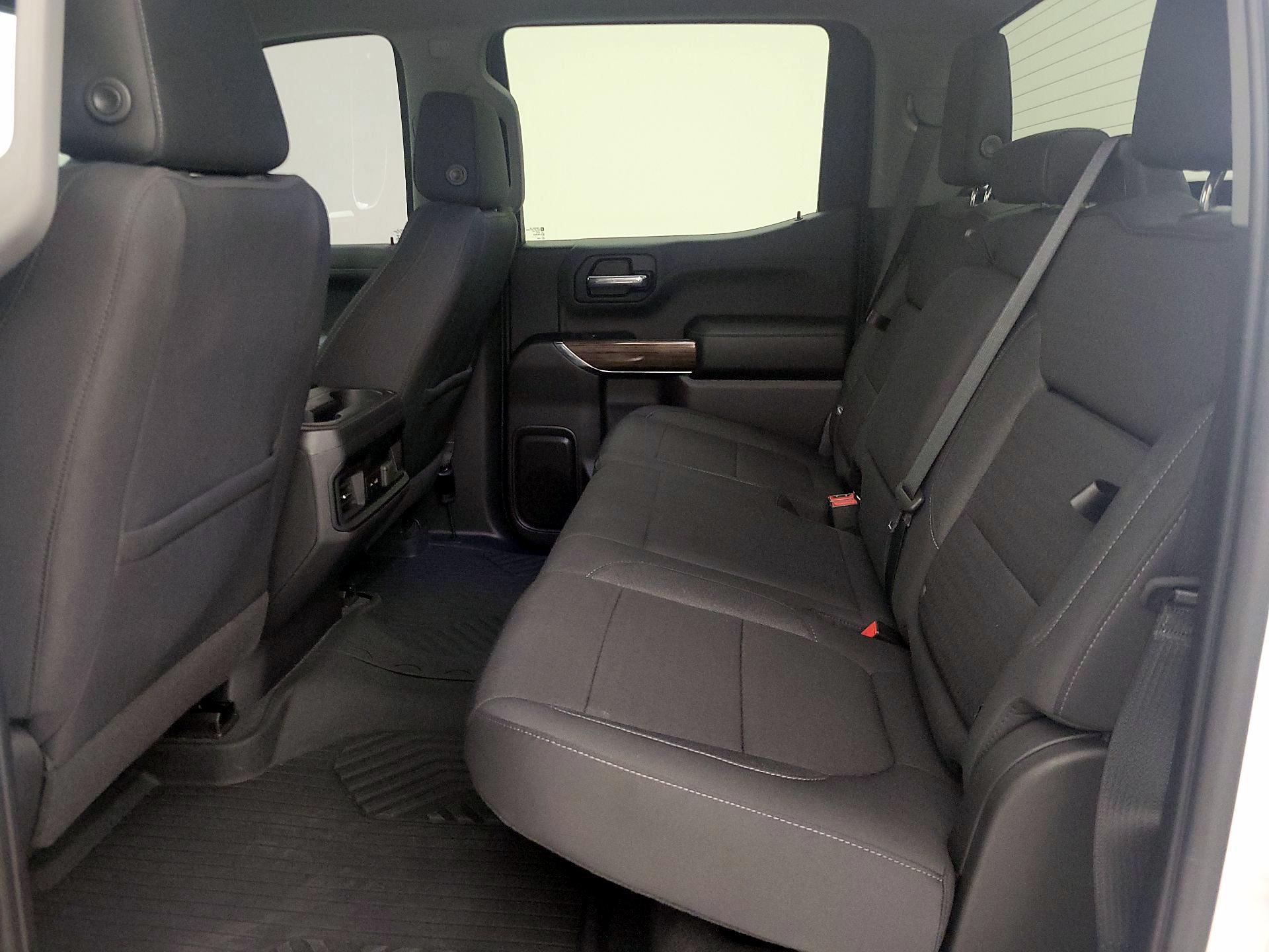 Thumbnail: 2020 Chevrolet Silverado 1500 - 19