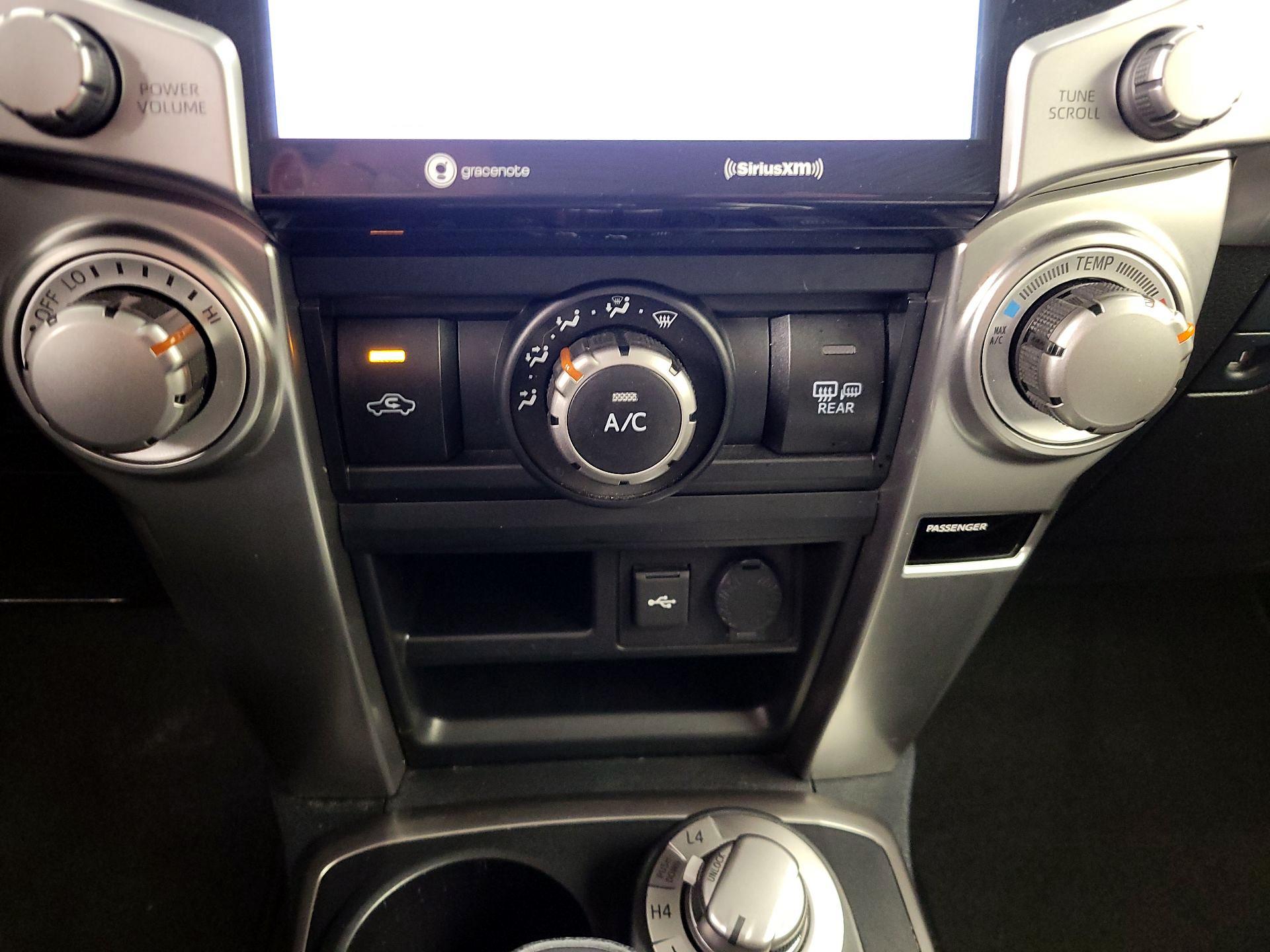 Thumbnail: 2024 Toyota 4Runner - 16