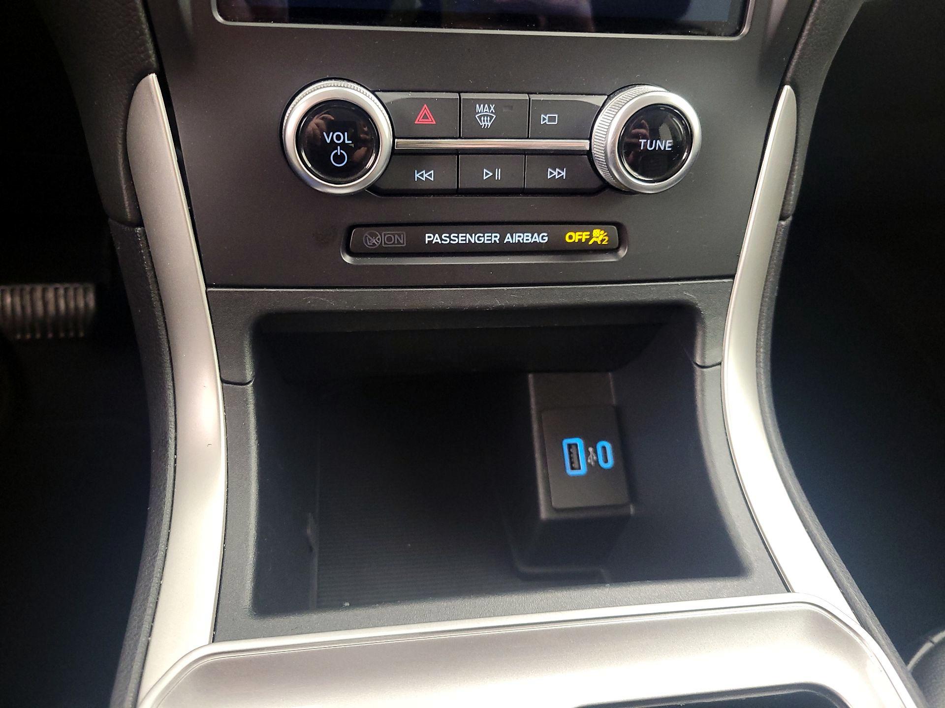 Thumbnail: 2024 Ford Edge - 16