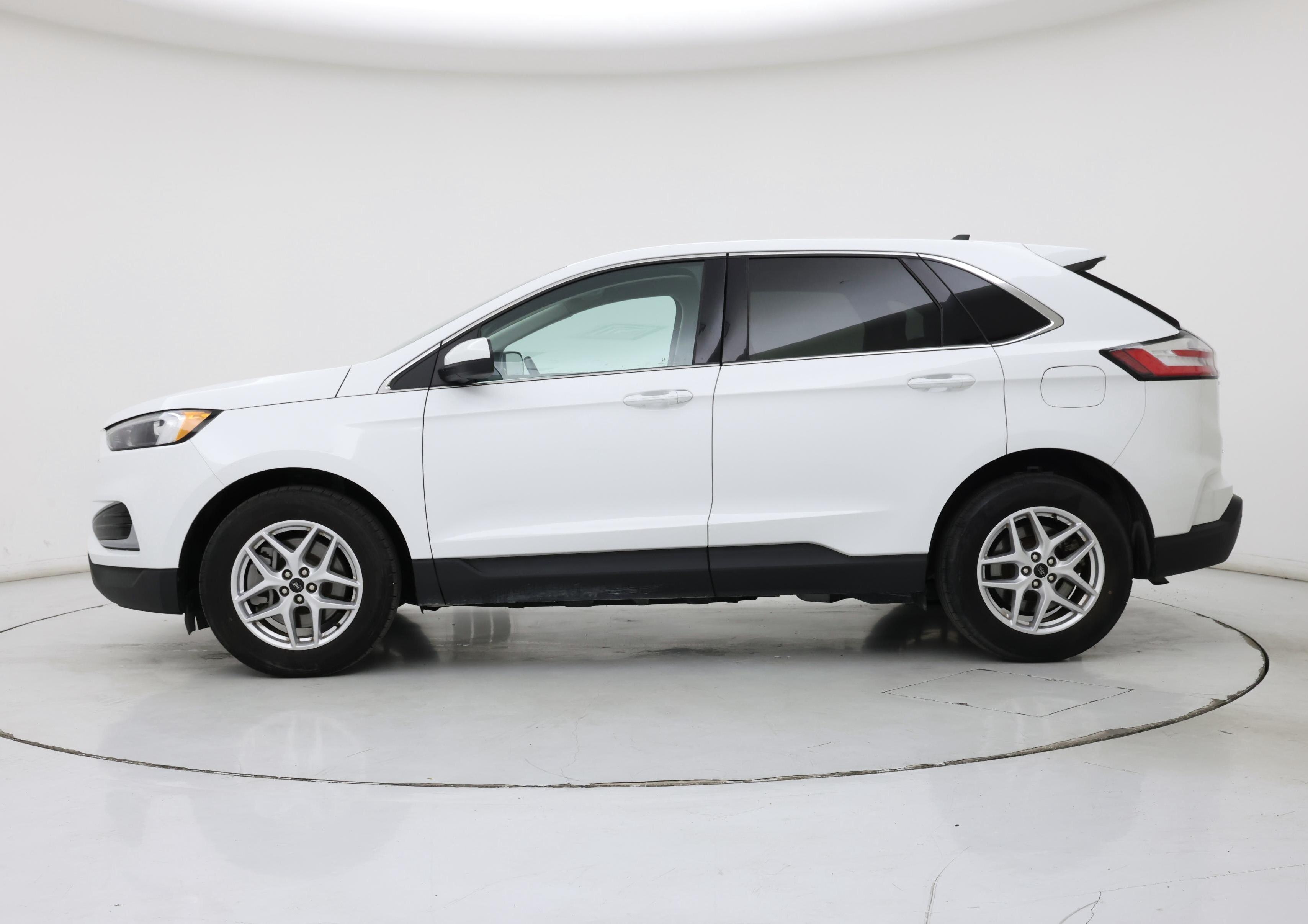 Thumbnail: 2024 Ford Edge - 3