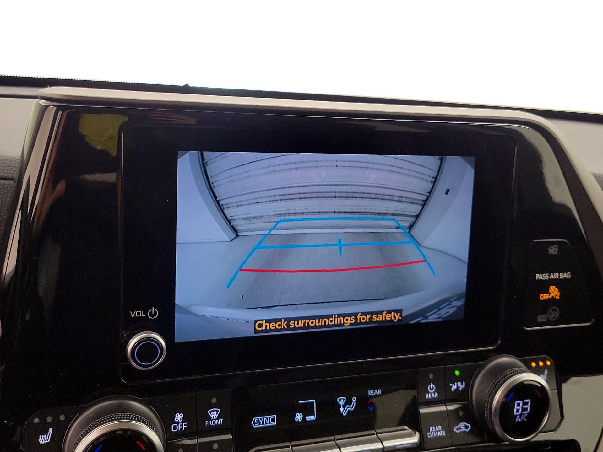 Thumbnail: 2023 Toyota Highlander - 14