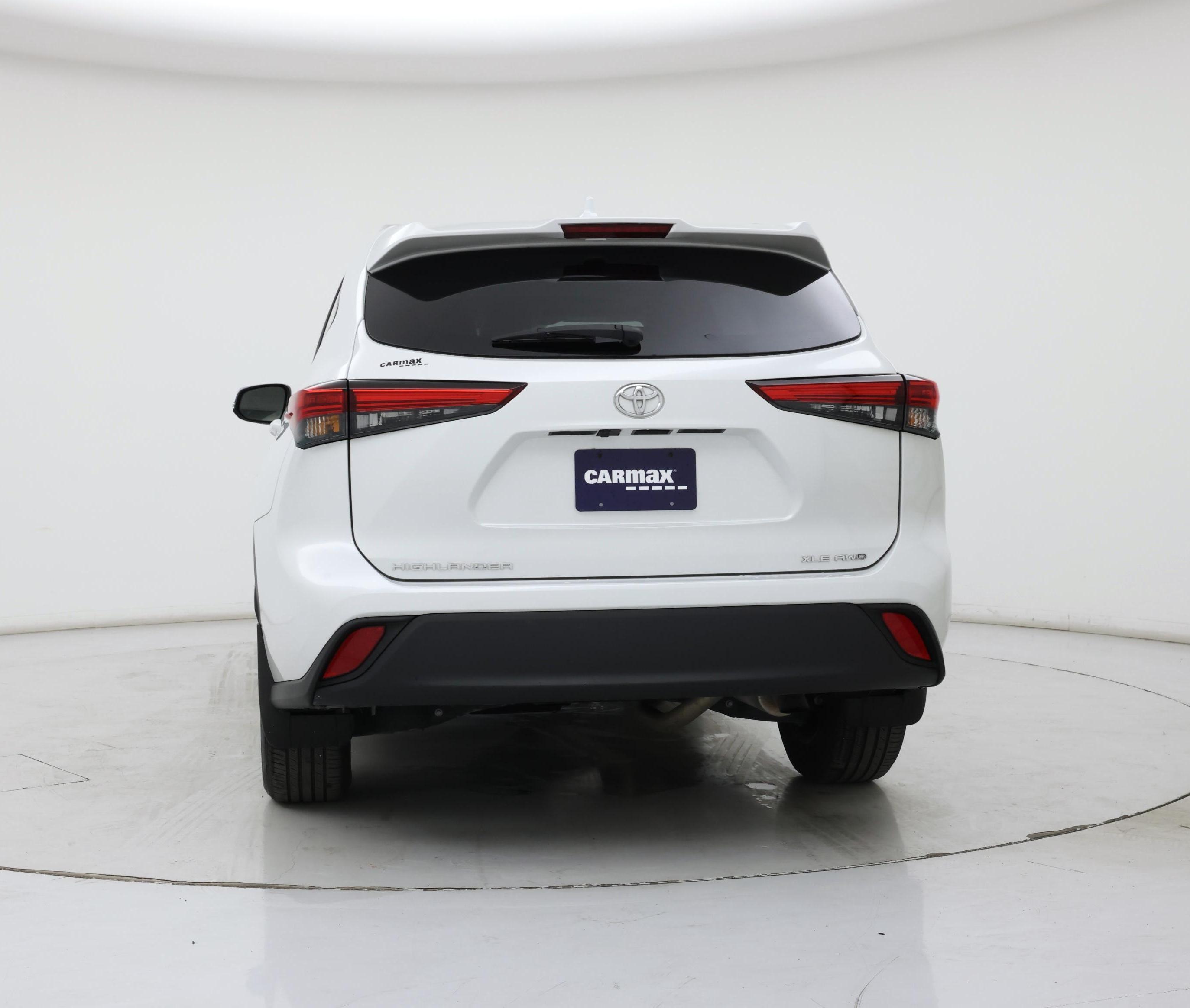 Thumbnail: 2023 Toyota Highlander - 6