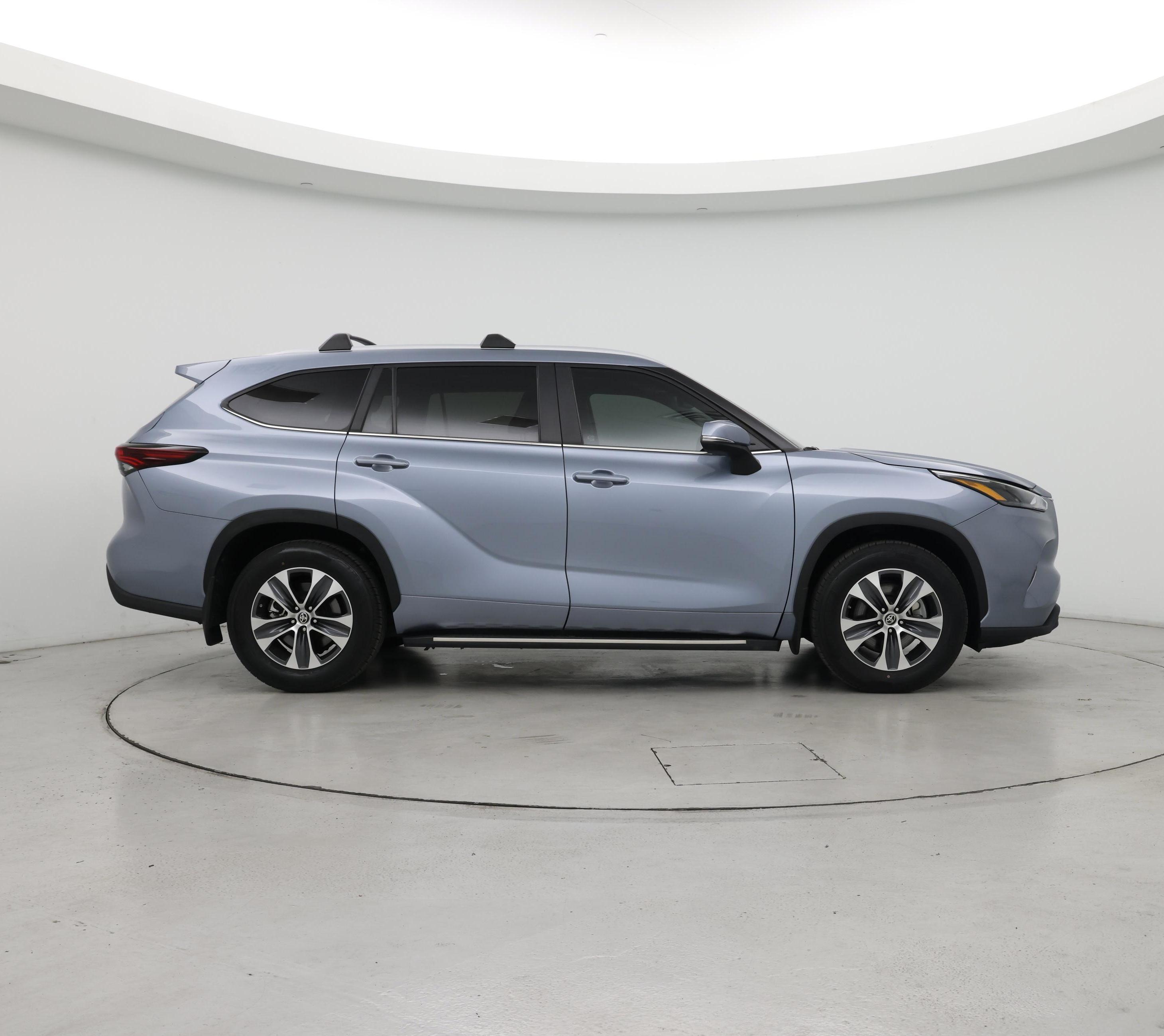 Thumbnail: 2024 Toyota Highlander - 7