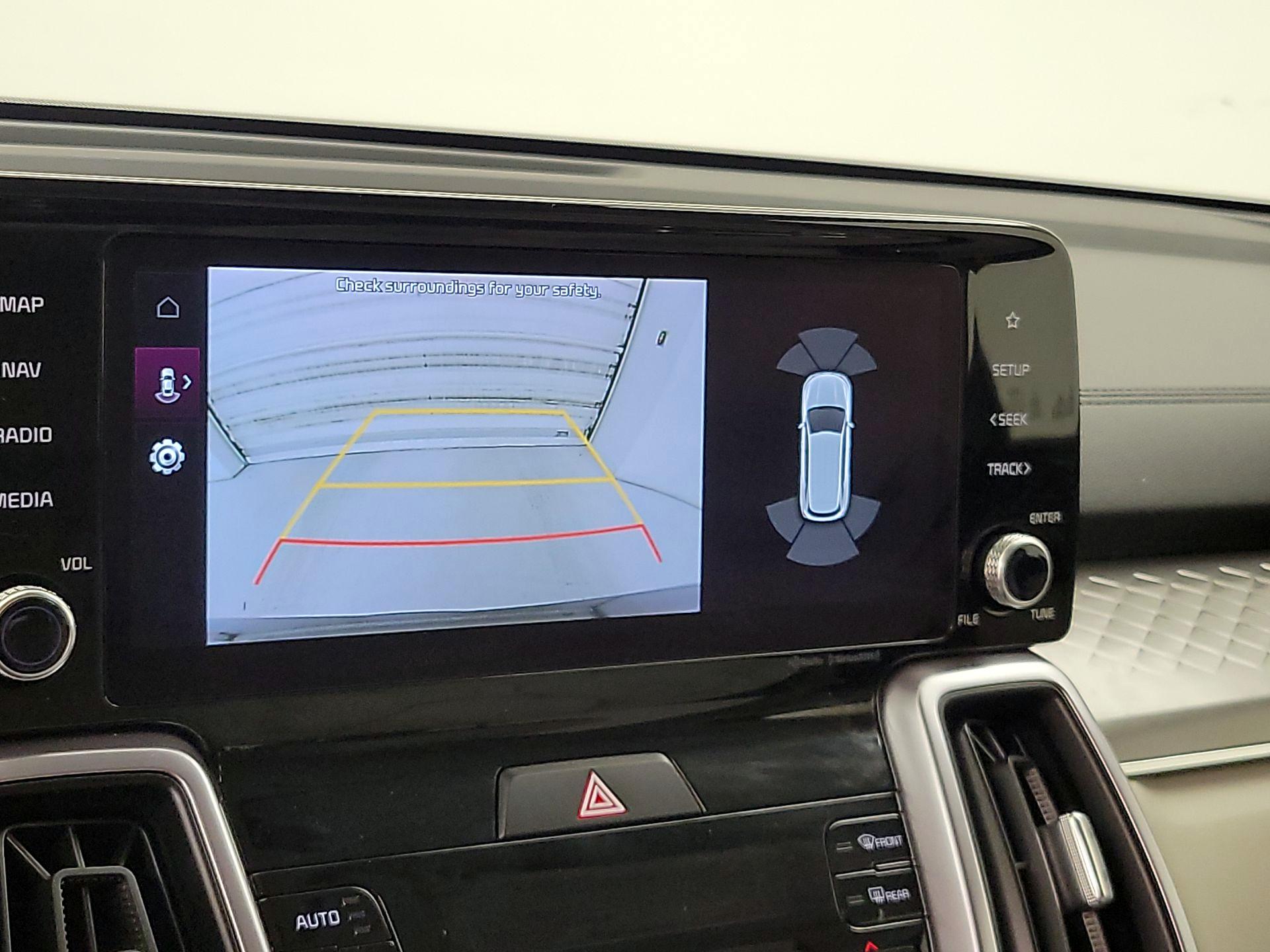 Thumbnail: 2022 Kia Sorento - 15