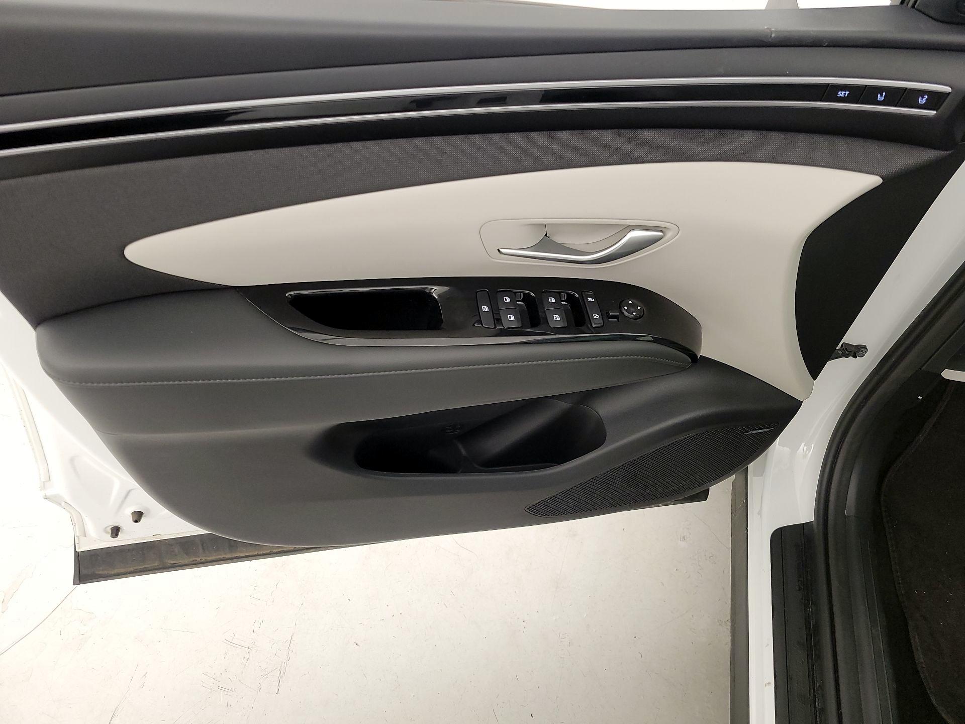 Thumbnail: 2024 Hyundai Tucson - 12