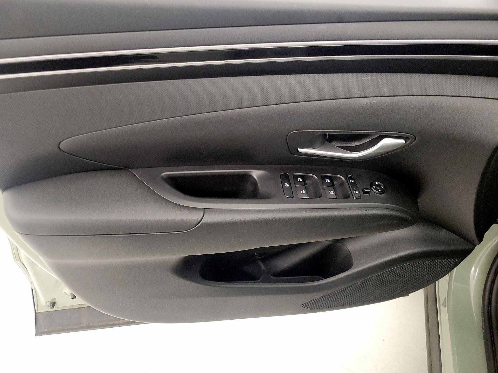 Thumbnail: 2024 Hyundai Santa Cruz - 12