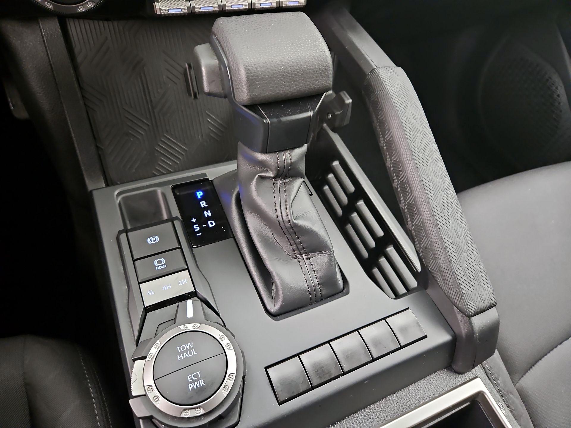 Thumbnail: 2024 Toyota Tacoma - 17