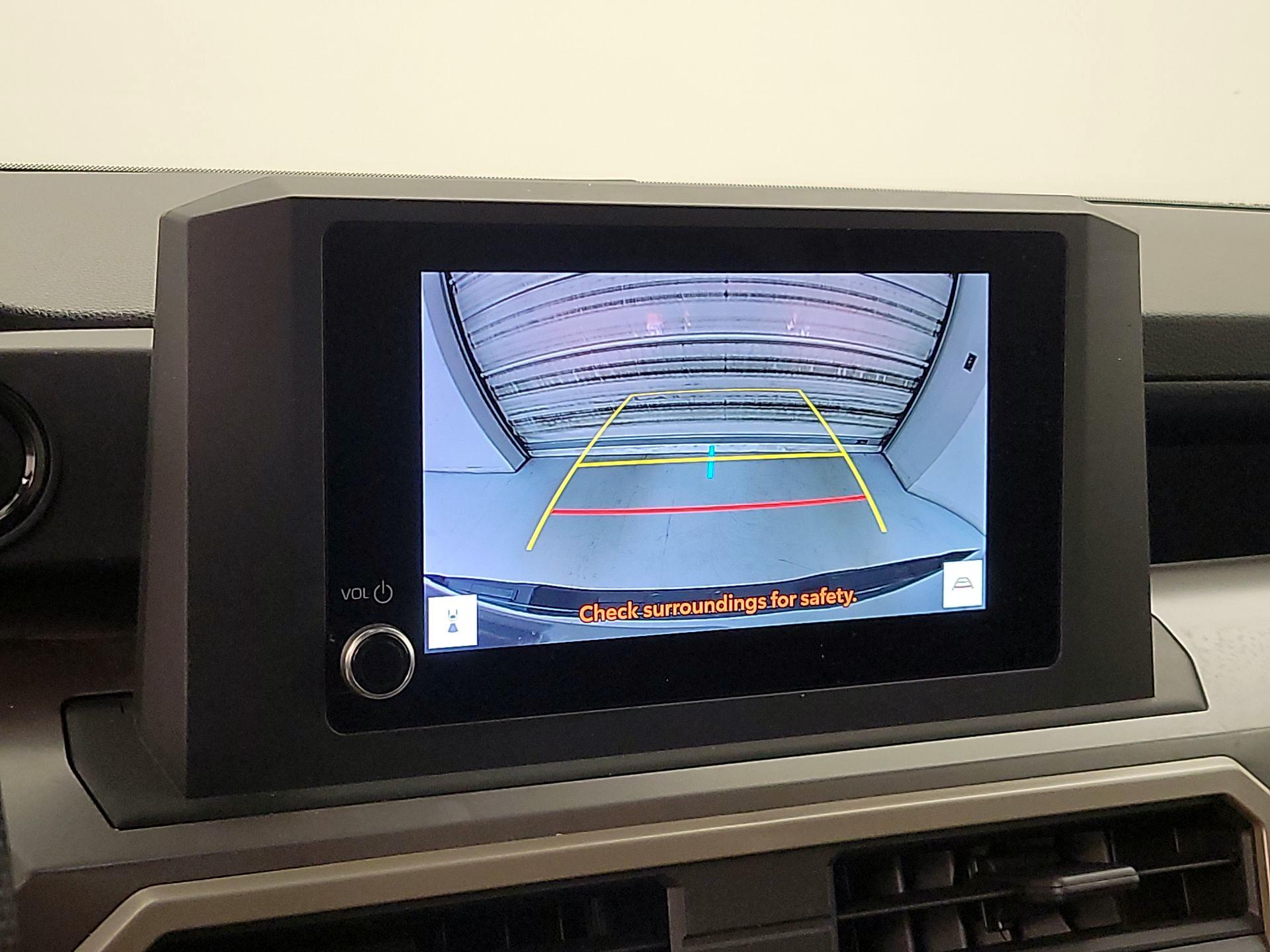 Thumbnail: 2024 Toyota Tacoma - 14