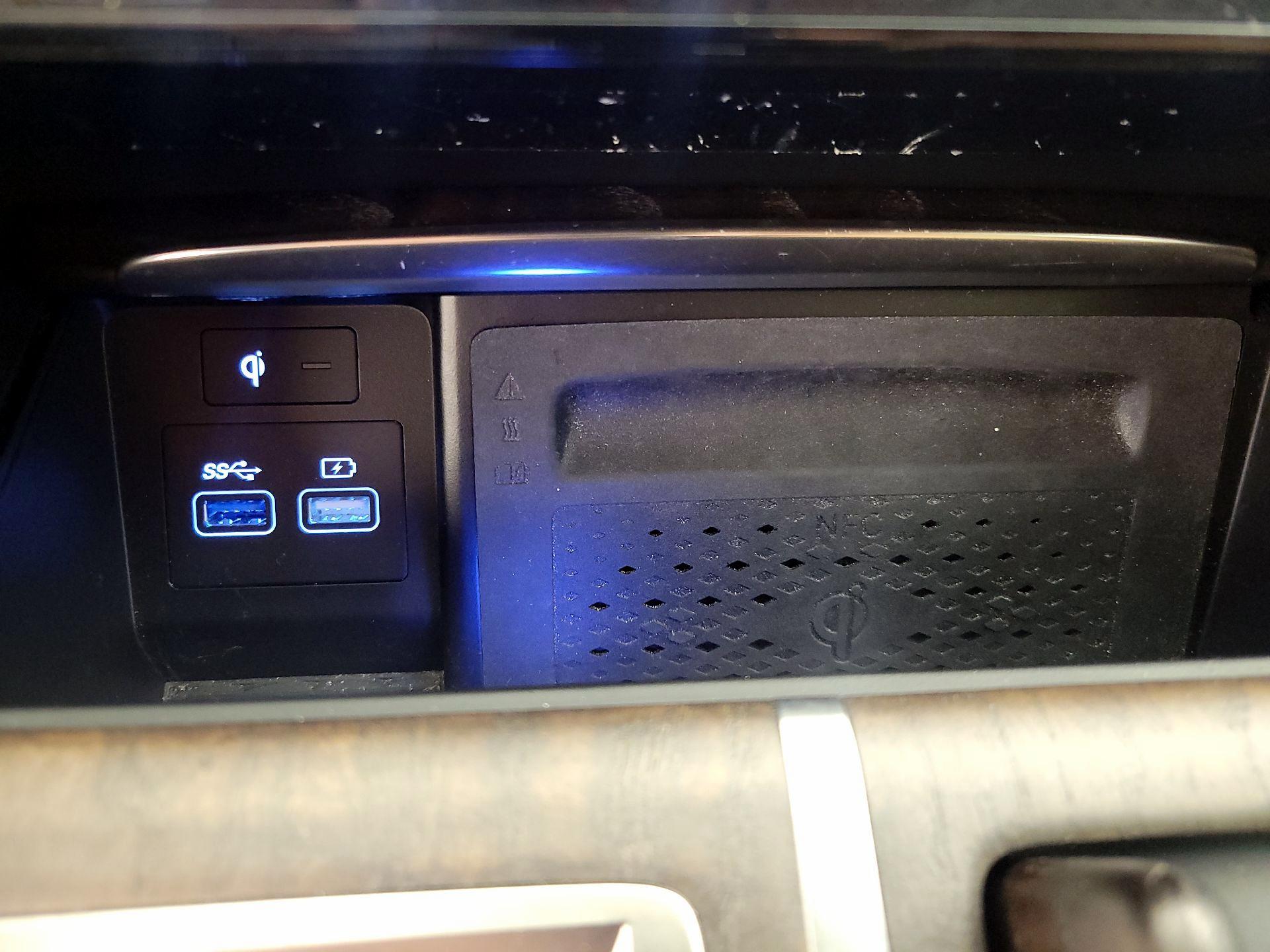 Thumbnail: 2023 Genesis GV80 - 19