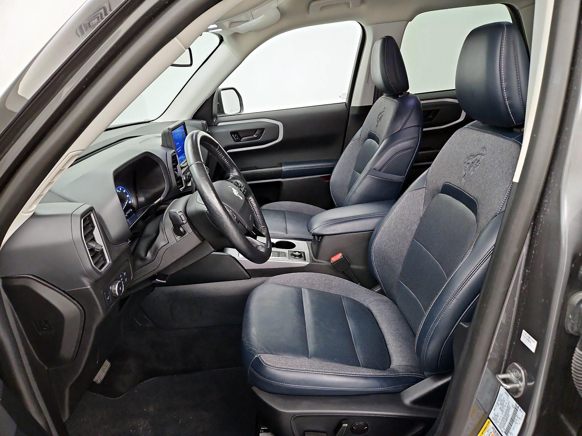 Thumbnail: 2021 Ford Bronco Sport - 11