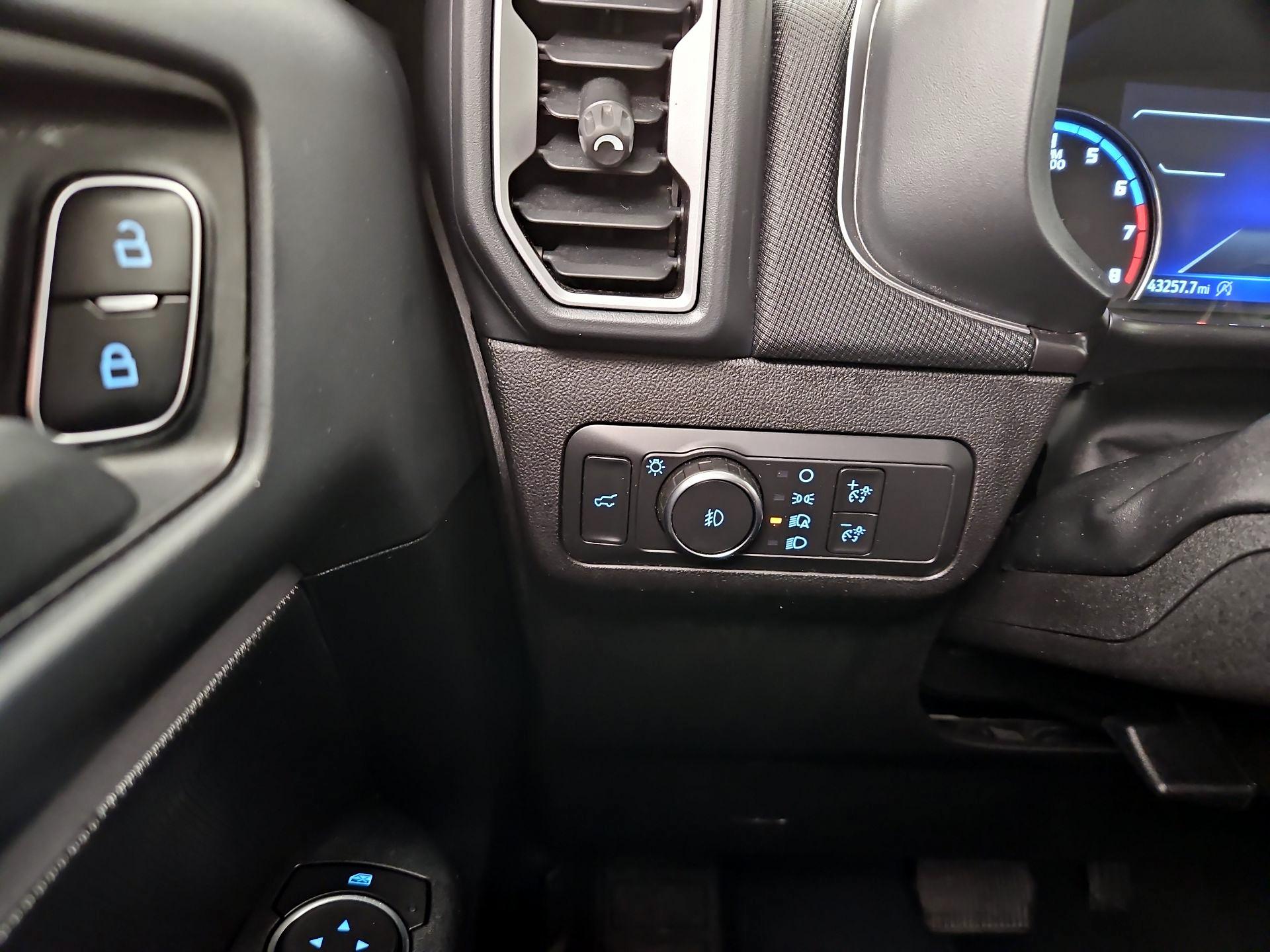 Thumbnail: 2021 Ford Bronco Sport - 13