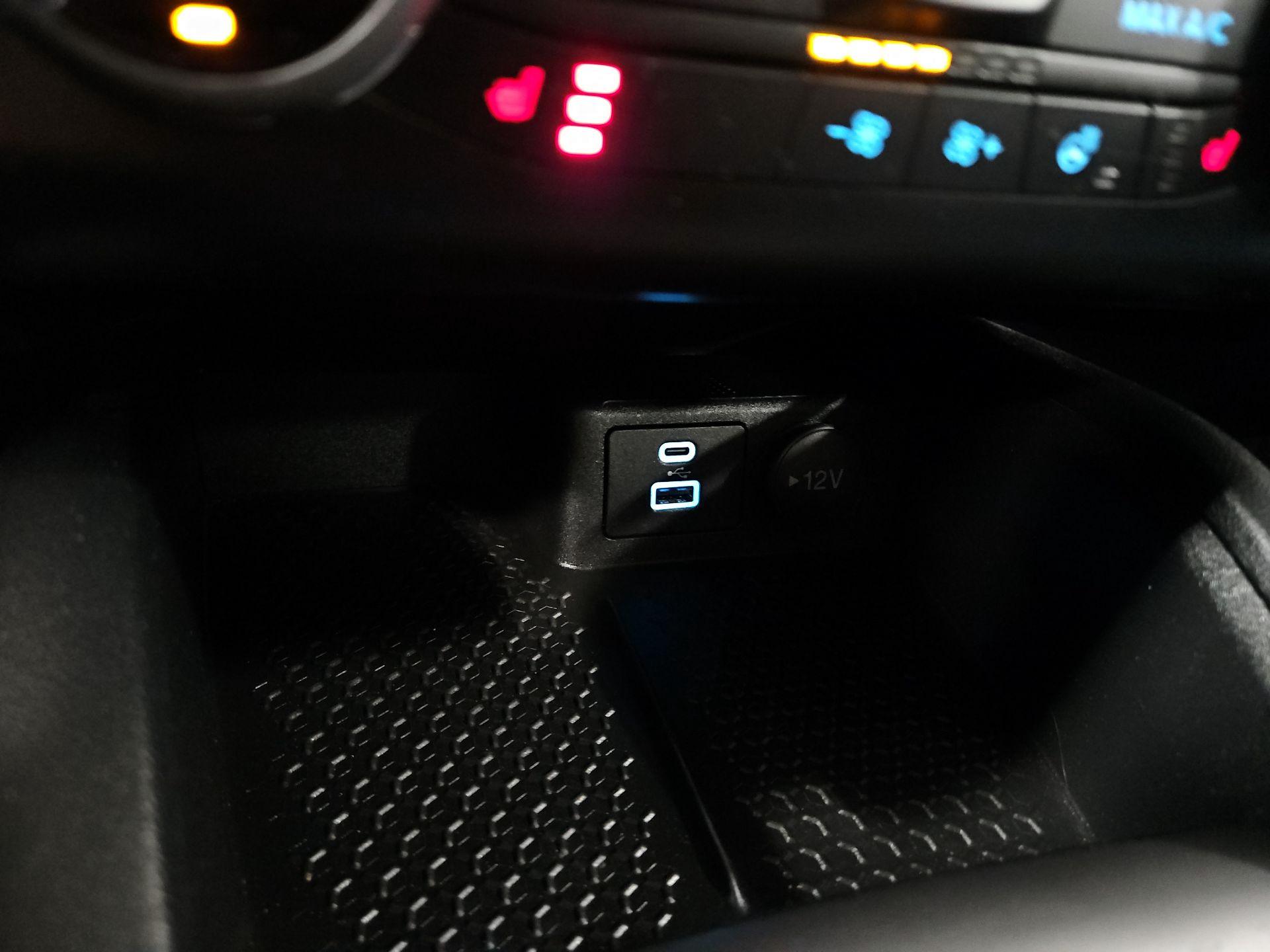 Thumbnail: 2021 Ford Bronco Sport - 18