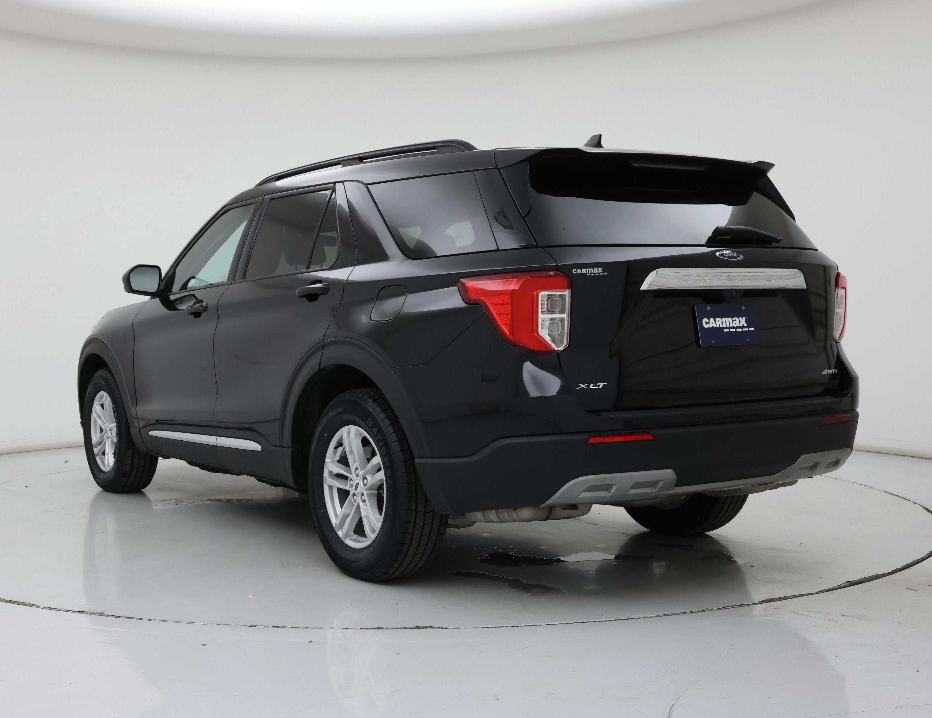 Thumbnail: 2022 Ford Explorer - 2