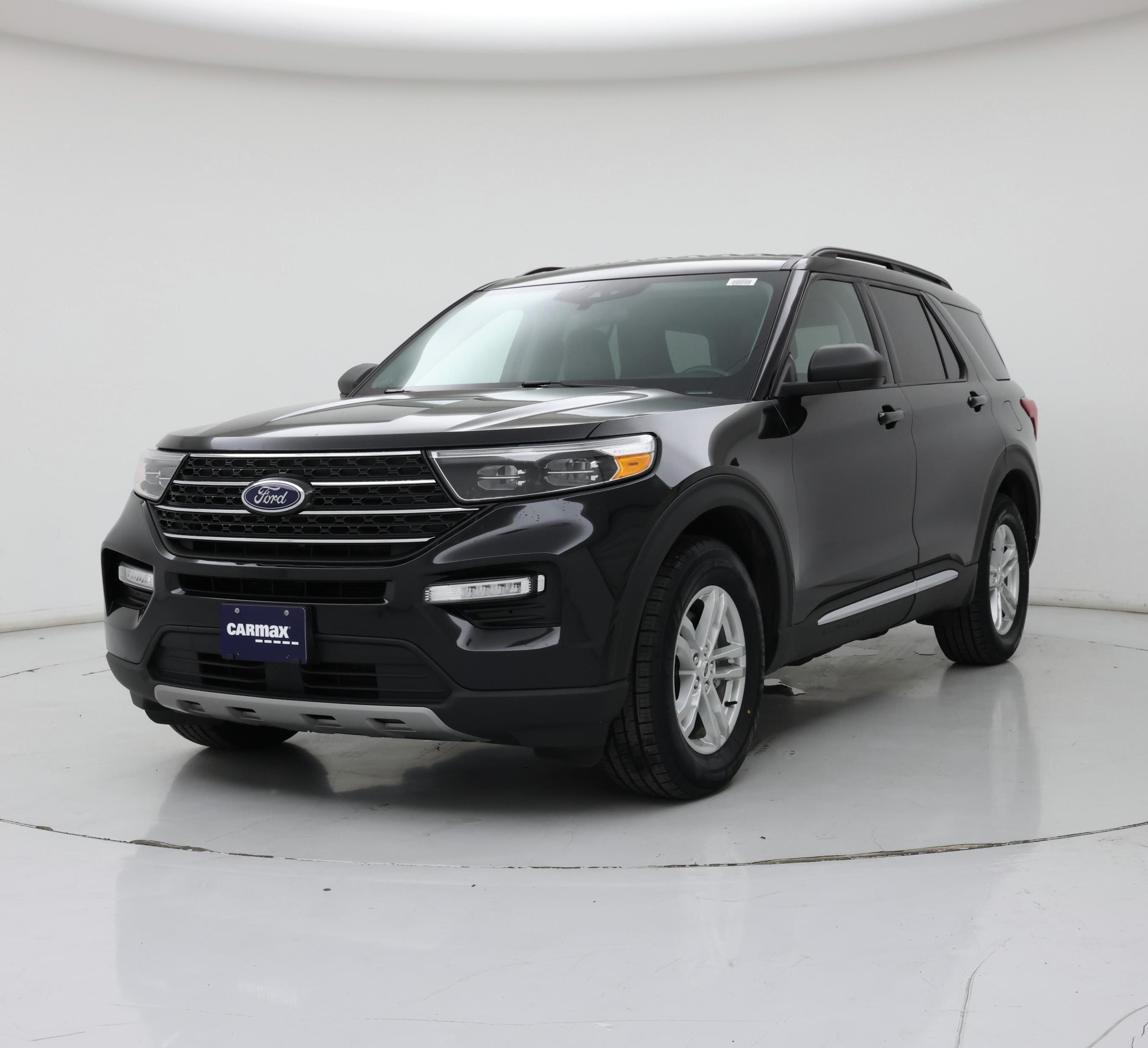 Thumbnail: 2022 Ford Explorer - 4