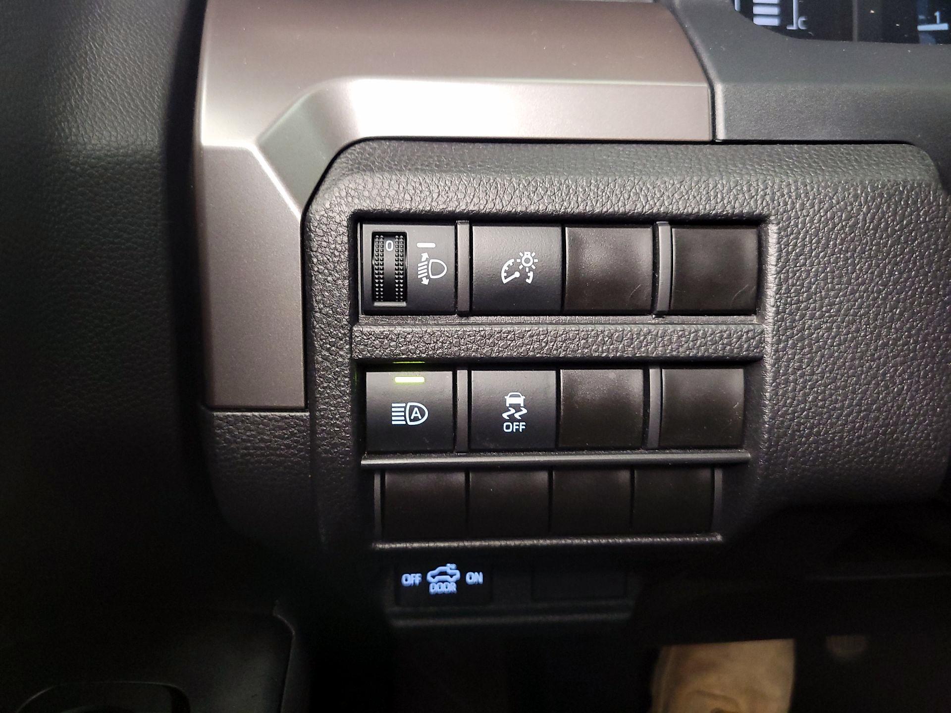 Thumbnail: 2024 Toyota Tacoma - 13