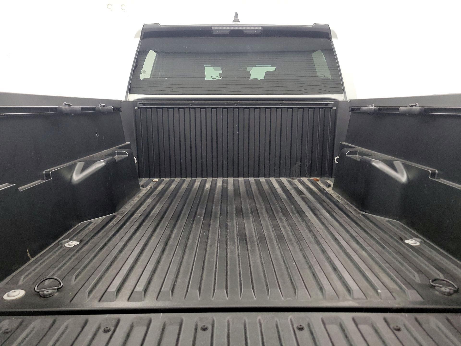 Thumbnail: 2024 Toyota Tacoma - 20