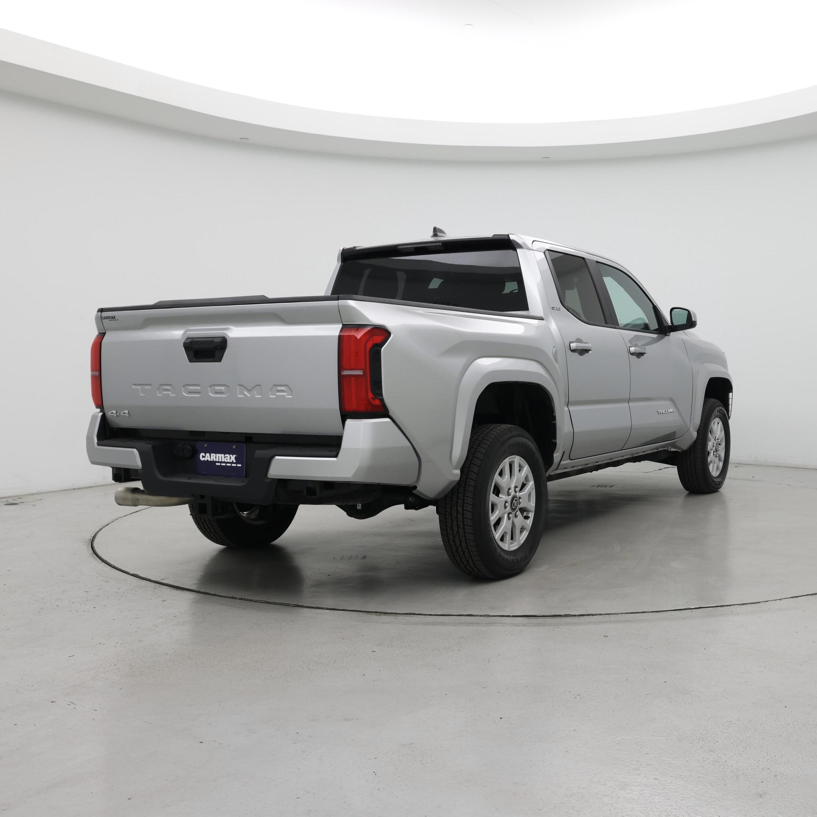 Thumbnail: 2024 Toyota Tacoma - 8