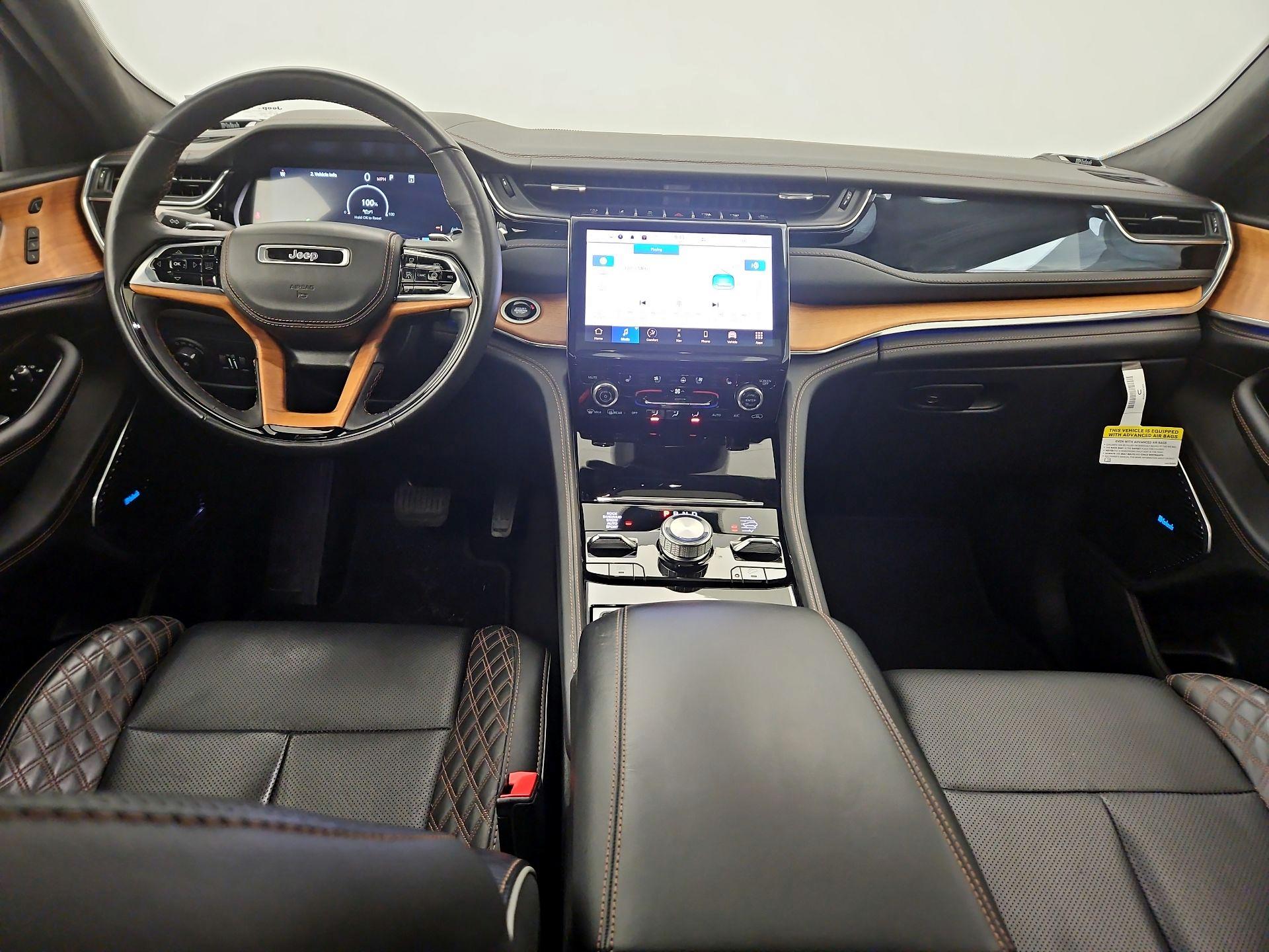Thumbnail: 2023 Jeep Grand Cherokee L - 9