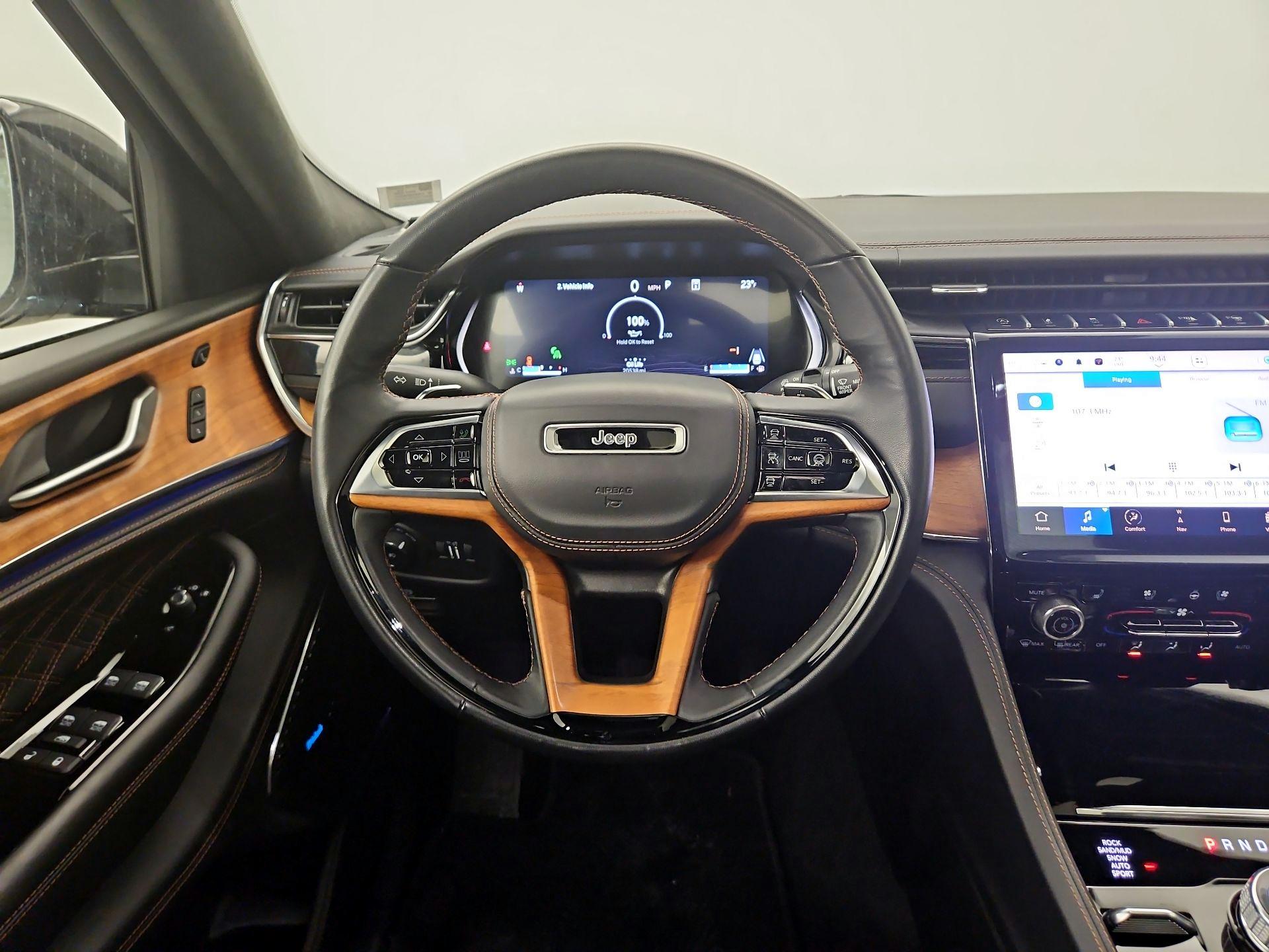 Thumbnail: 2023 Jeep Grand Cherokee L - 10