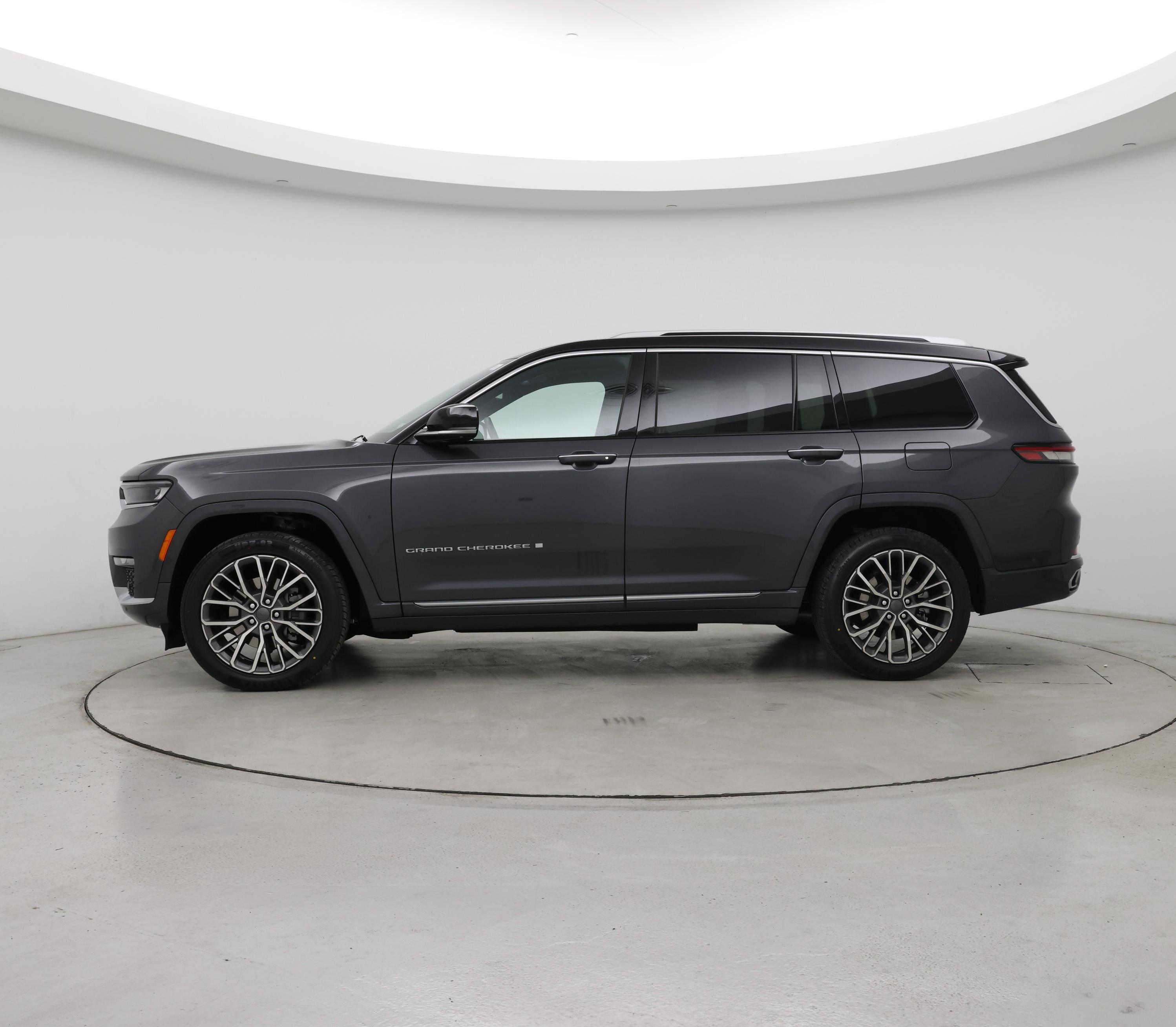 Thumbnail: 2023 Jeep Grand Cherokee L - 3