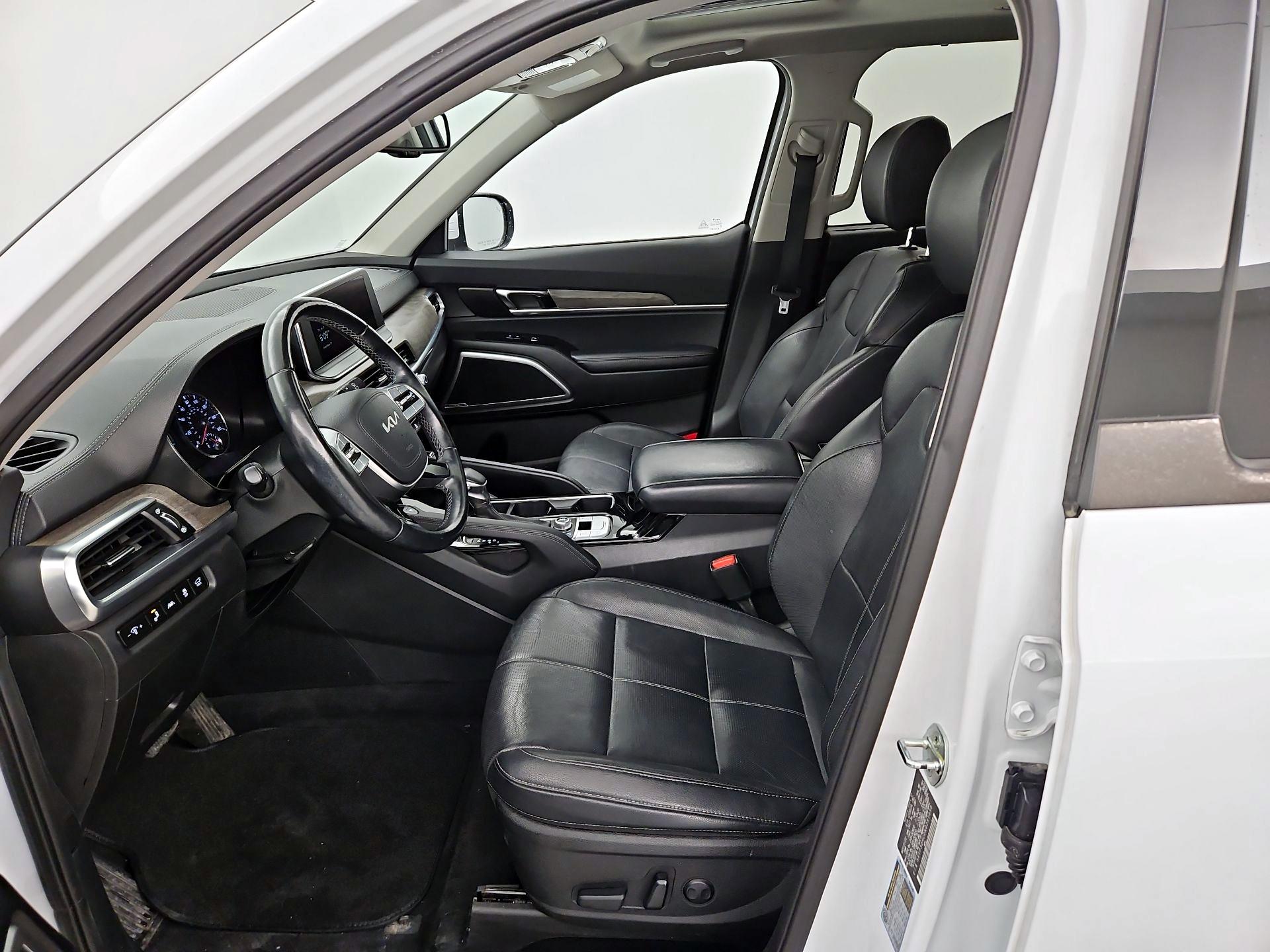 Thumbnail: 2022 Kia Telluride - 11